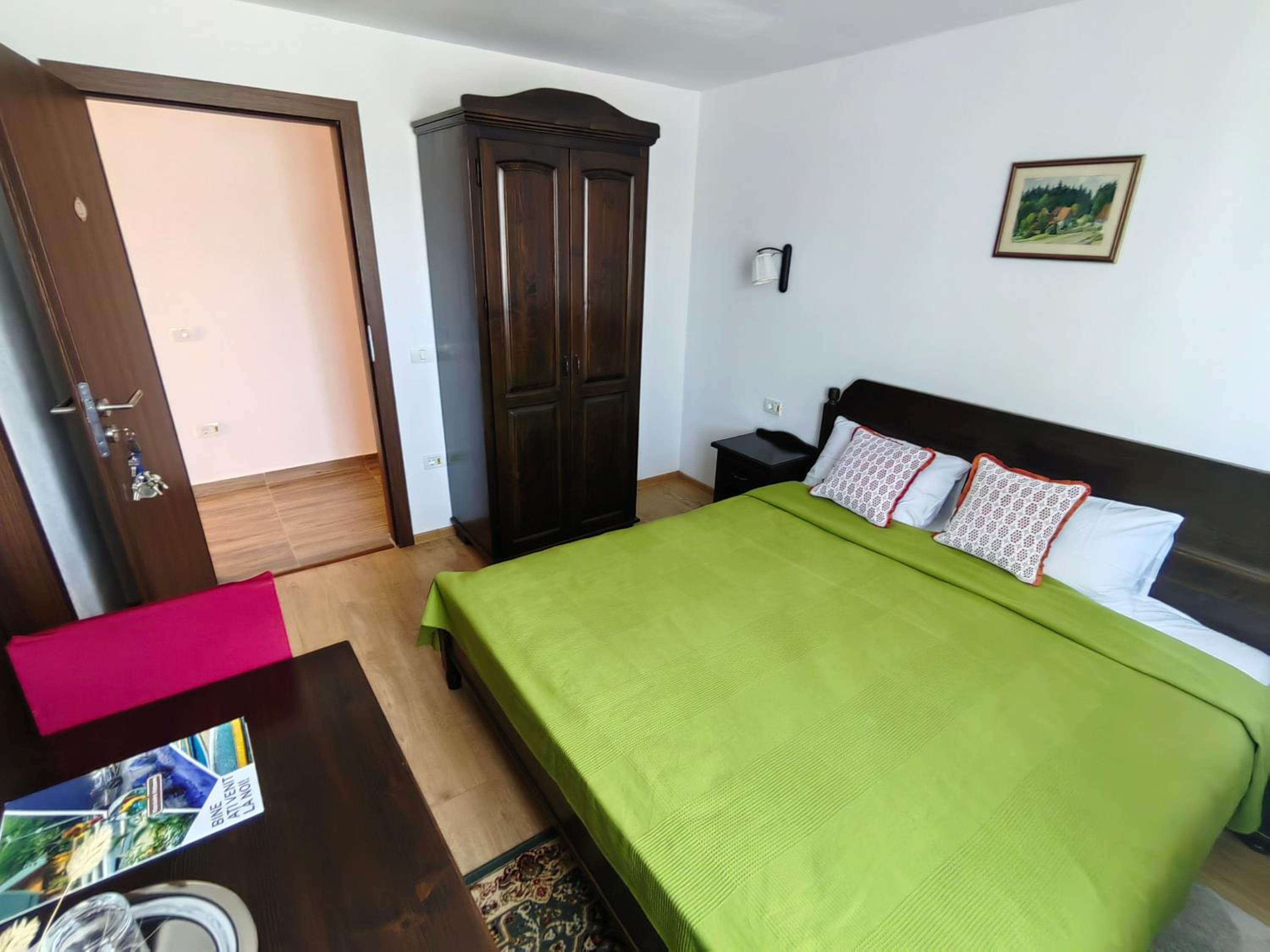 Deluxe Double Room photo 3