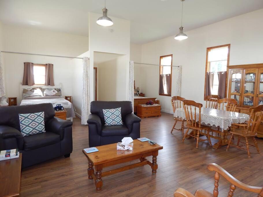 Two-Bedroom House photo 1
