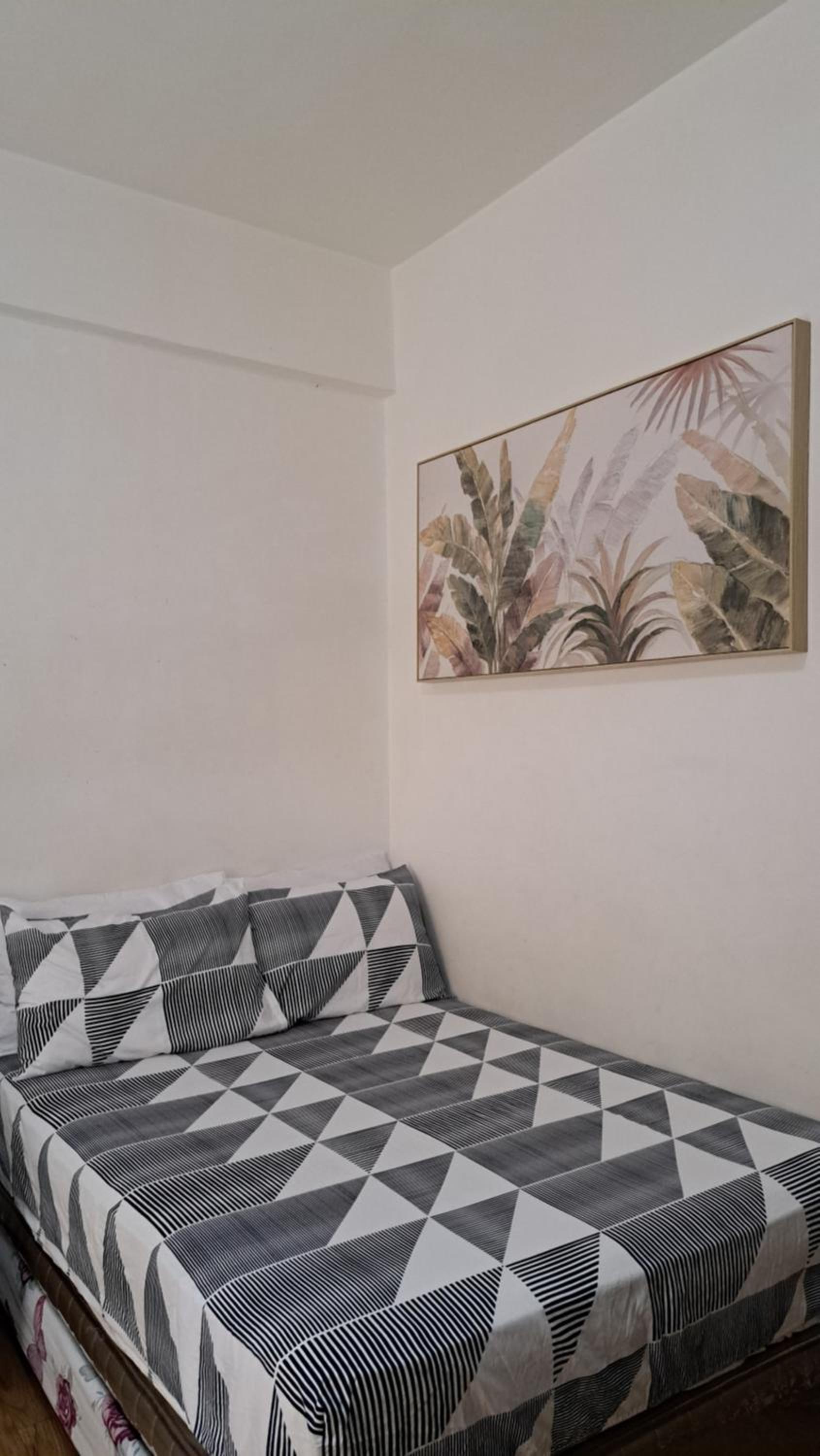 Studio Apartment - Photo 8