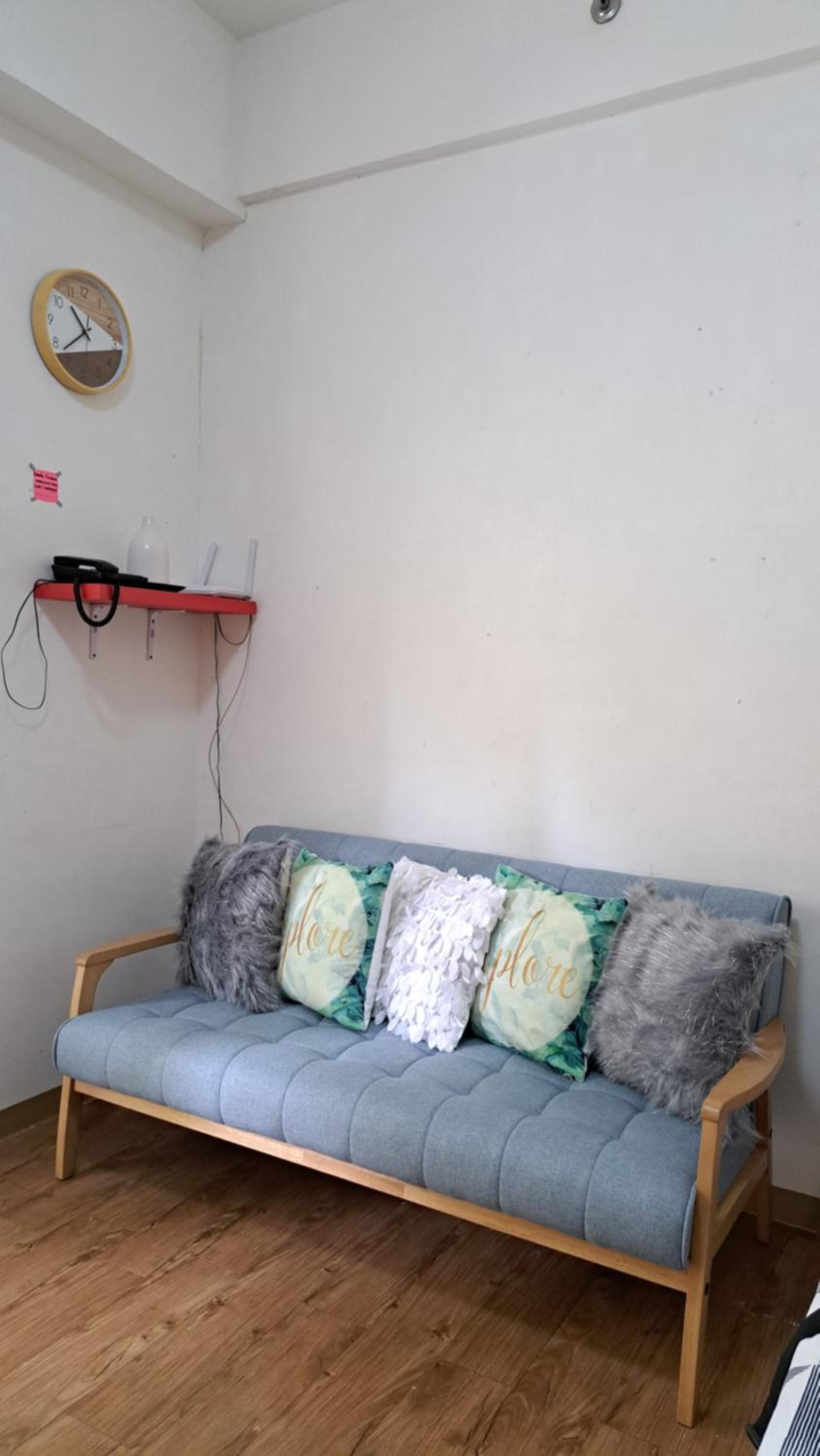 Studio Apartment - Photo 1