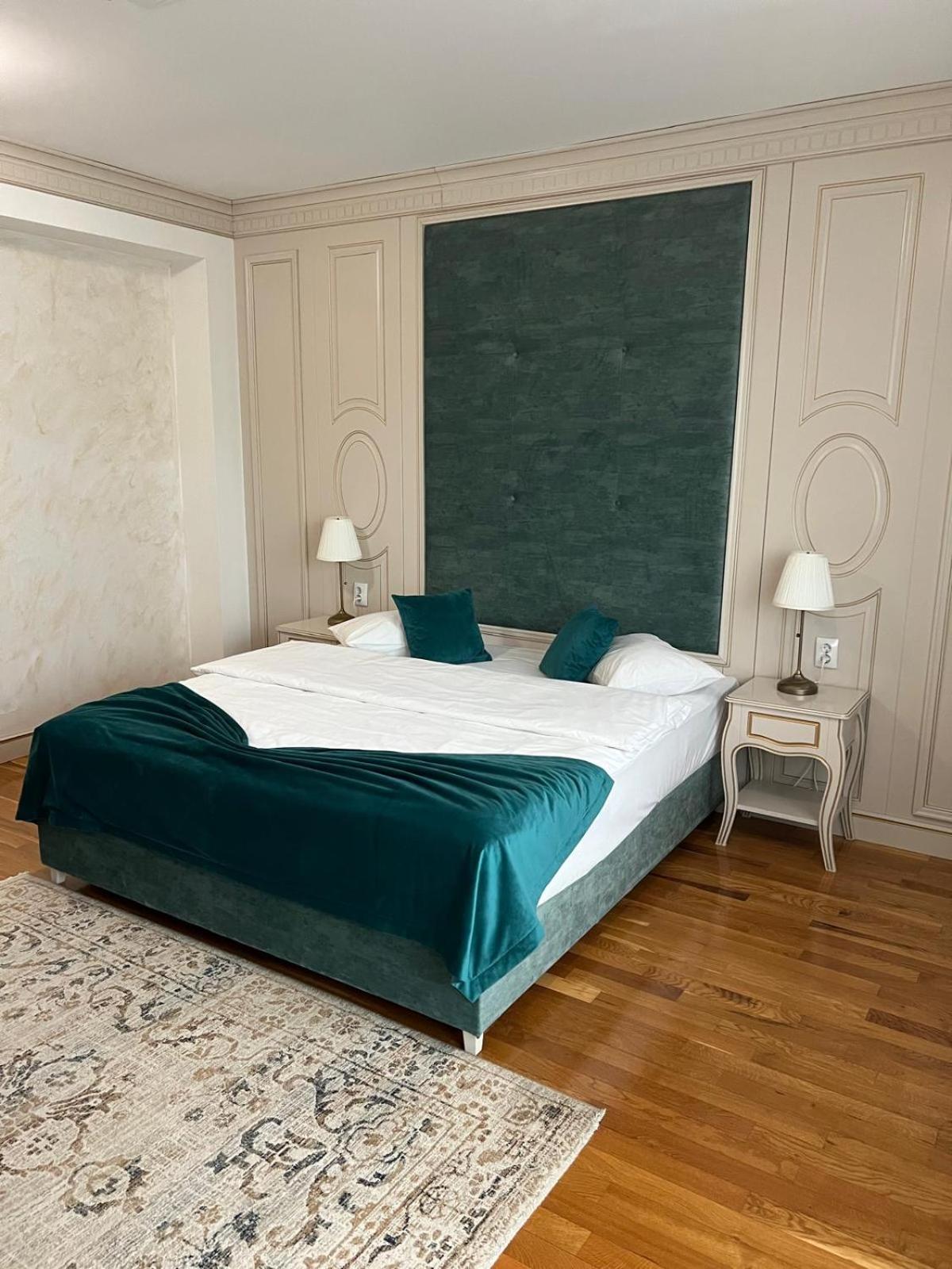 Deluxe Double Room with Balcony - Photo 1