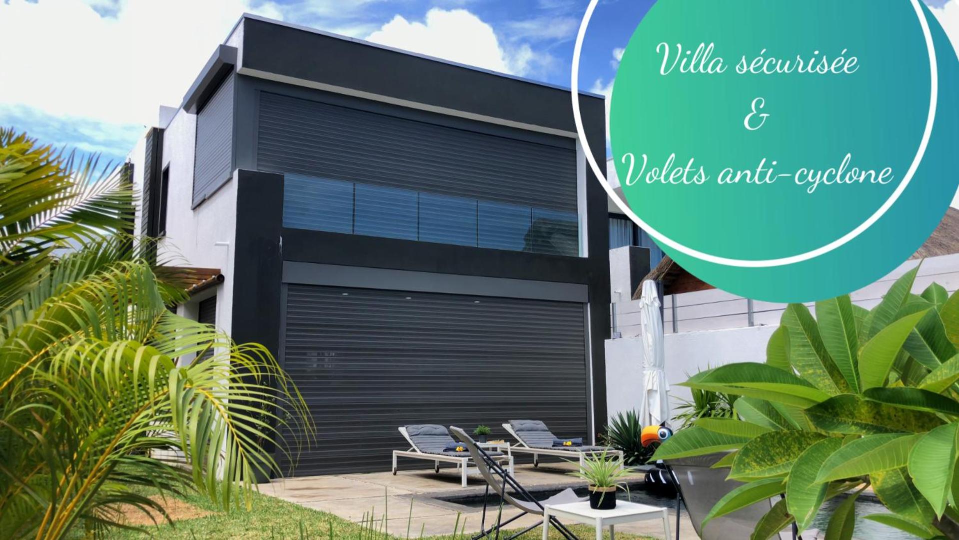 Three-Bedroom Villa photo 2