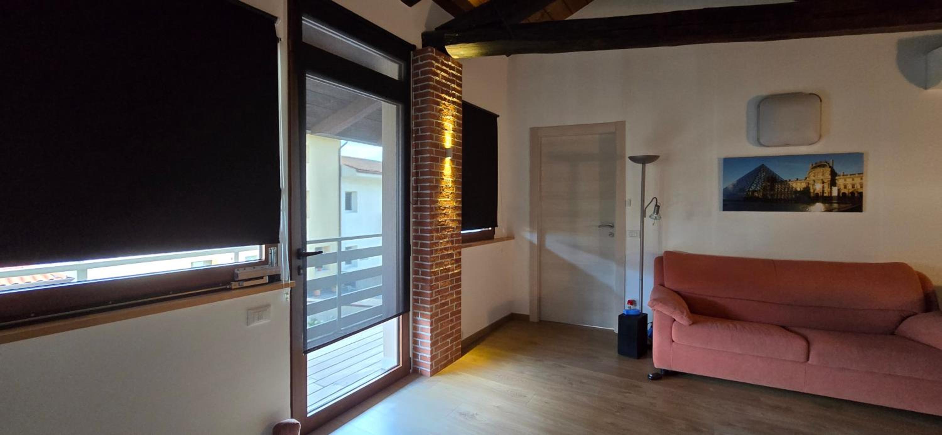 One-Bedroom House photo 1