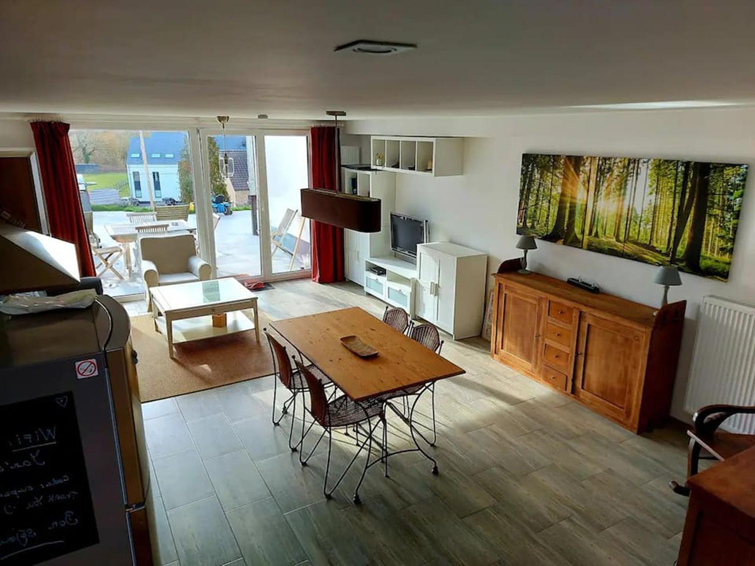 One-Bedroom House photo 1
