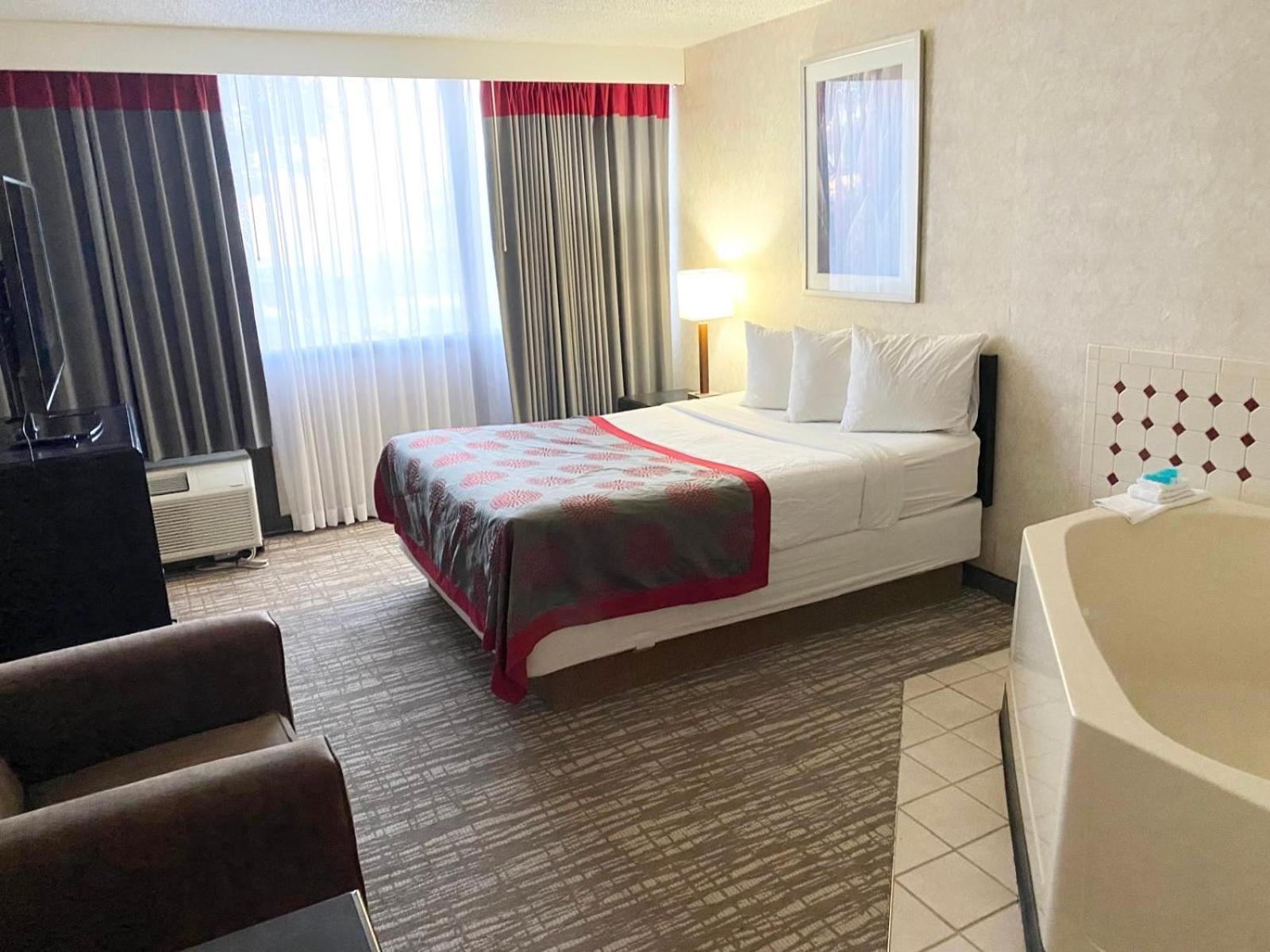Deluxe Queen Room