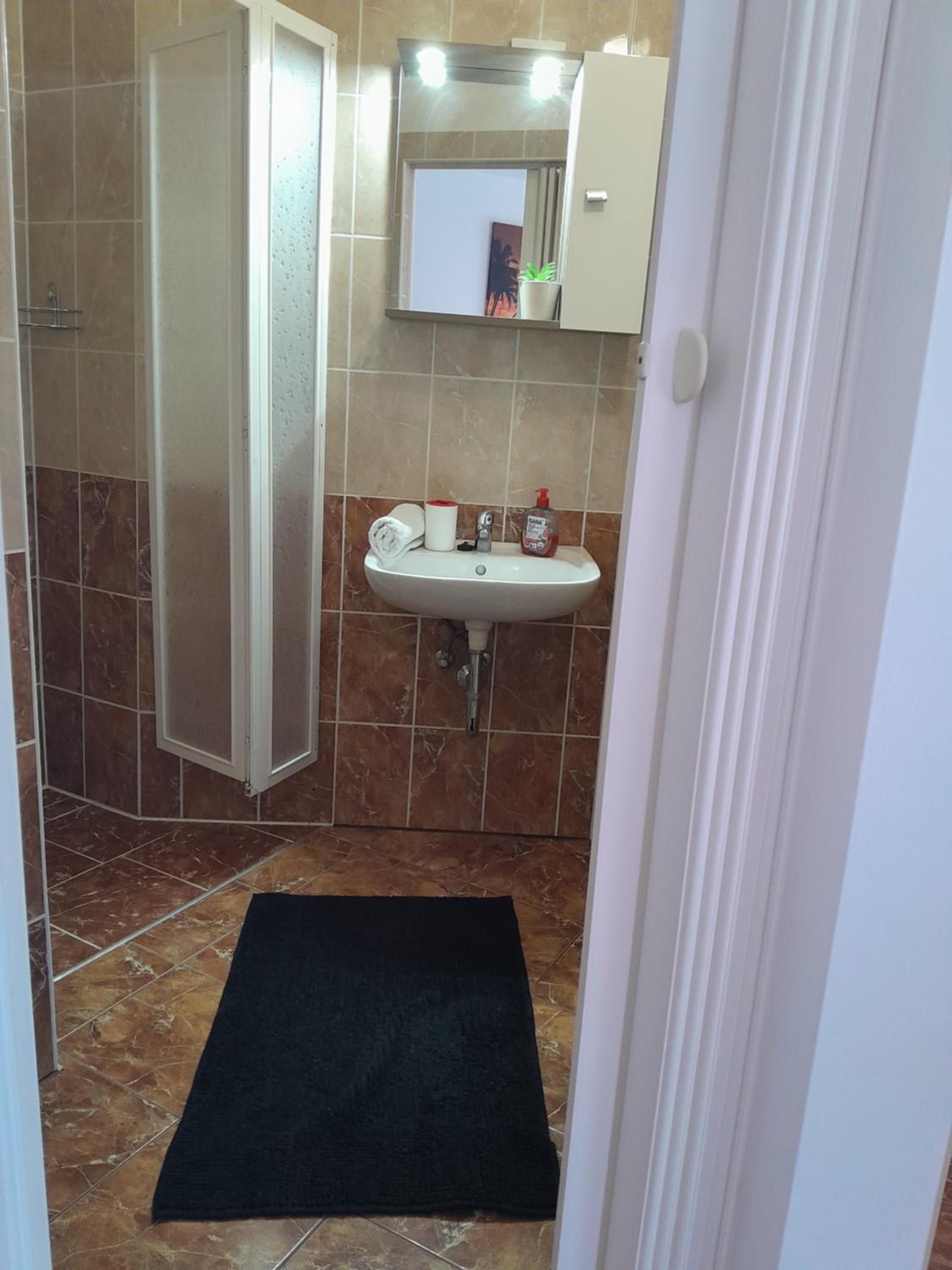 Double Room With Patio photo 2