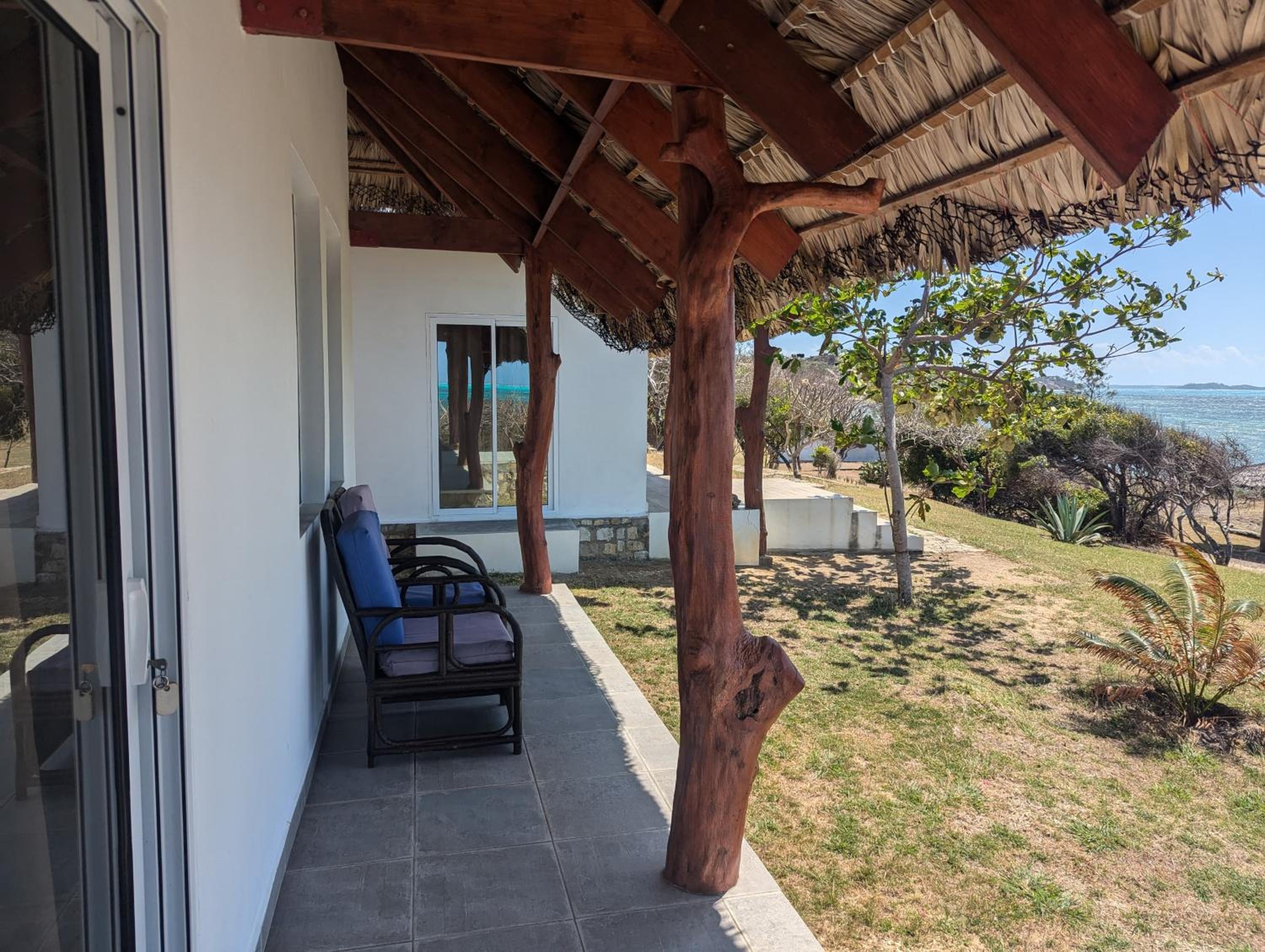 Deluxe Bungalow with Sea View photo 3