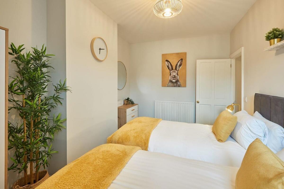 Three-Bedroom House photo 1