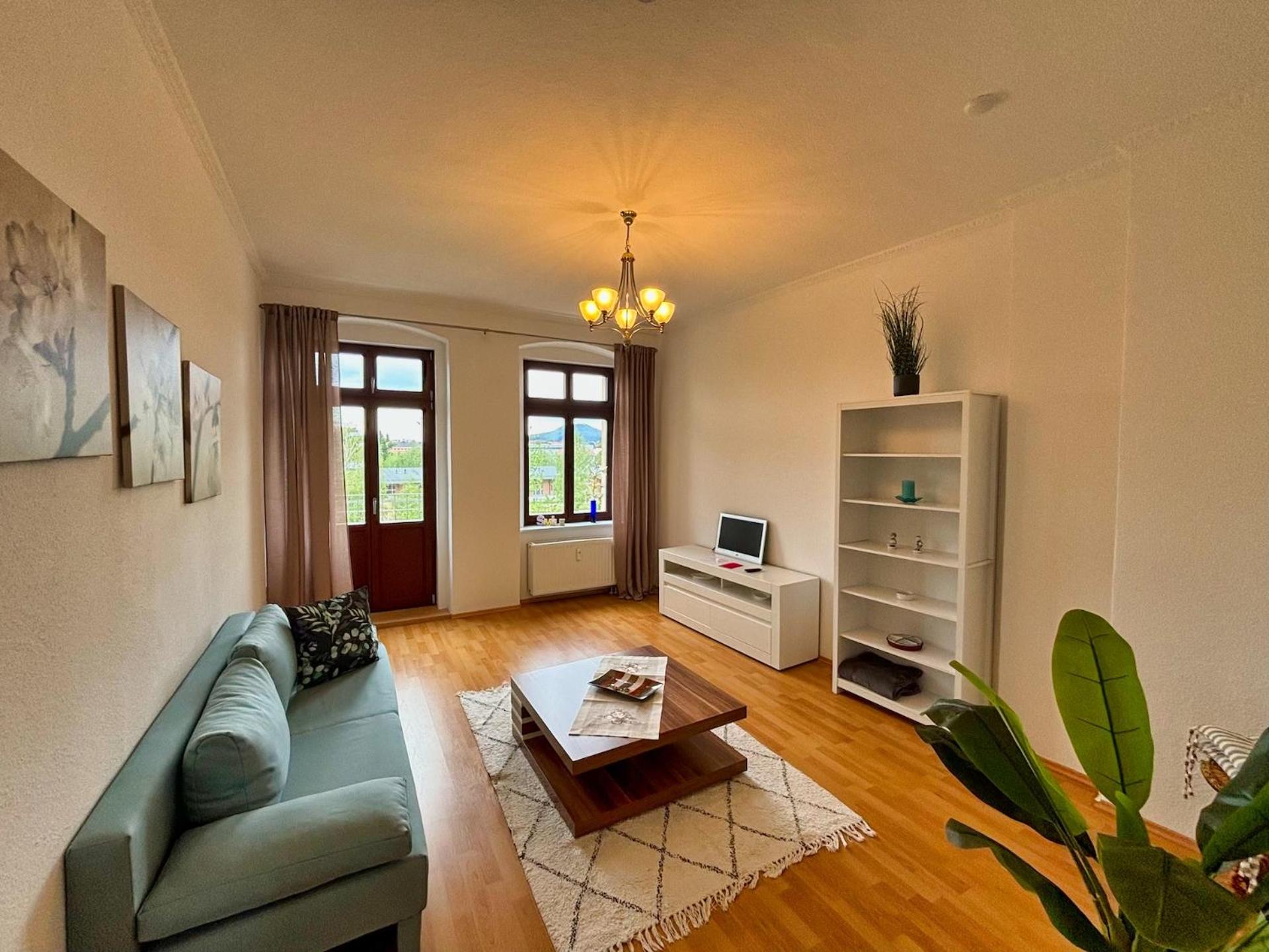 One-Bedroom Apartment photo 1