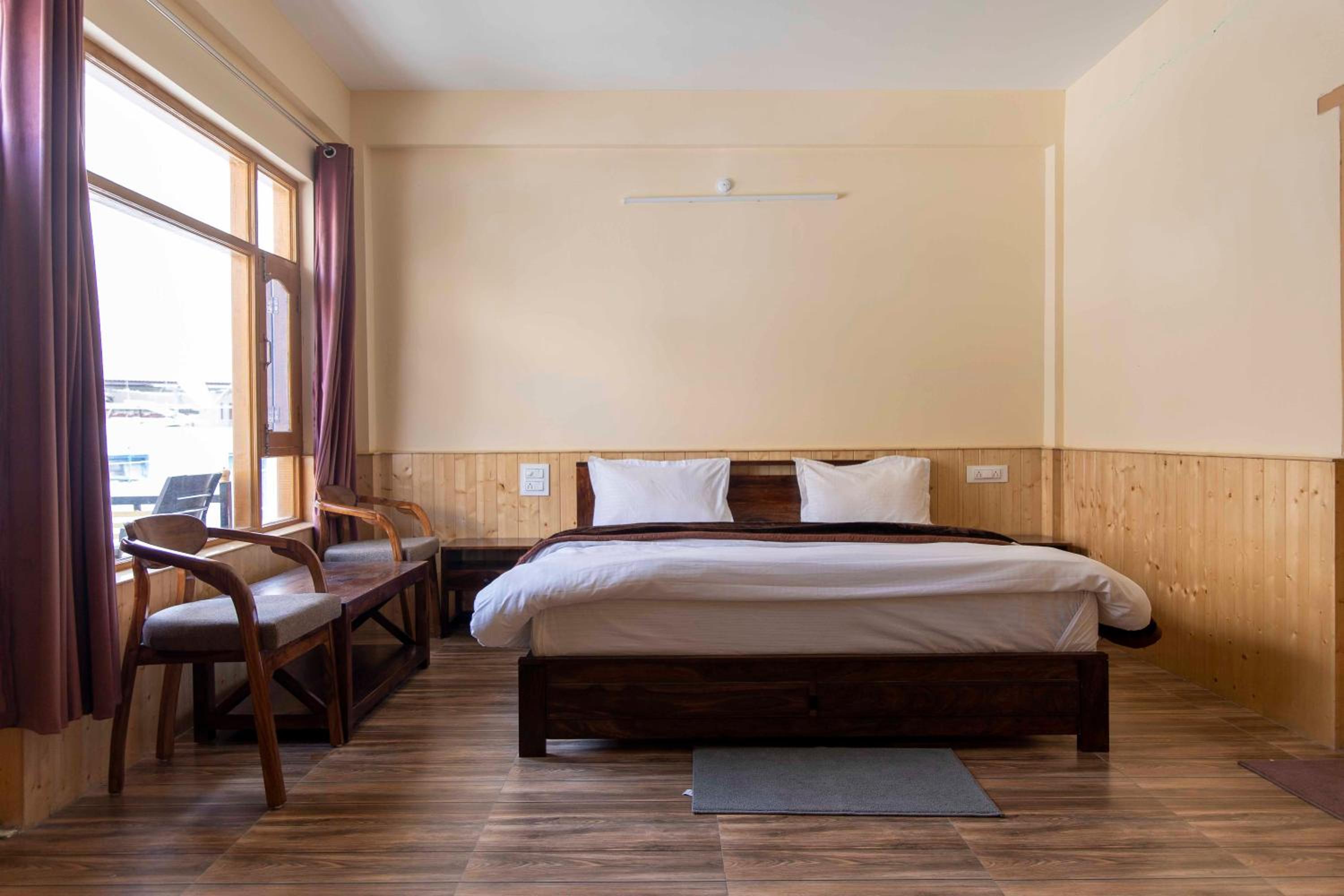Double Room with Balcony photo 3