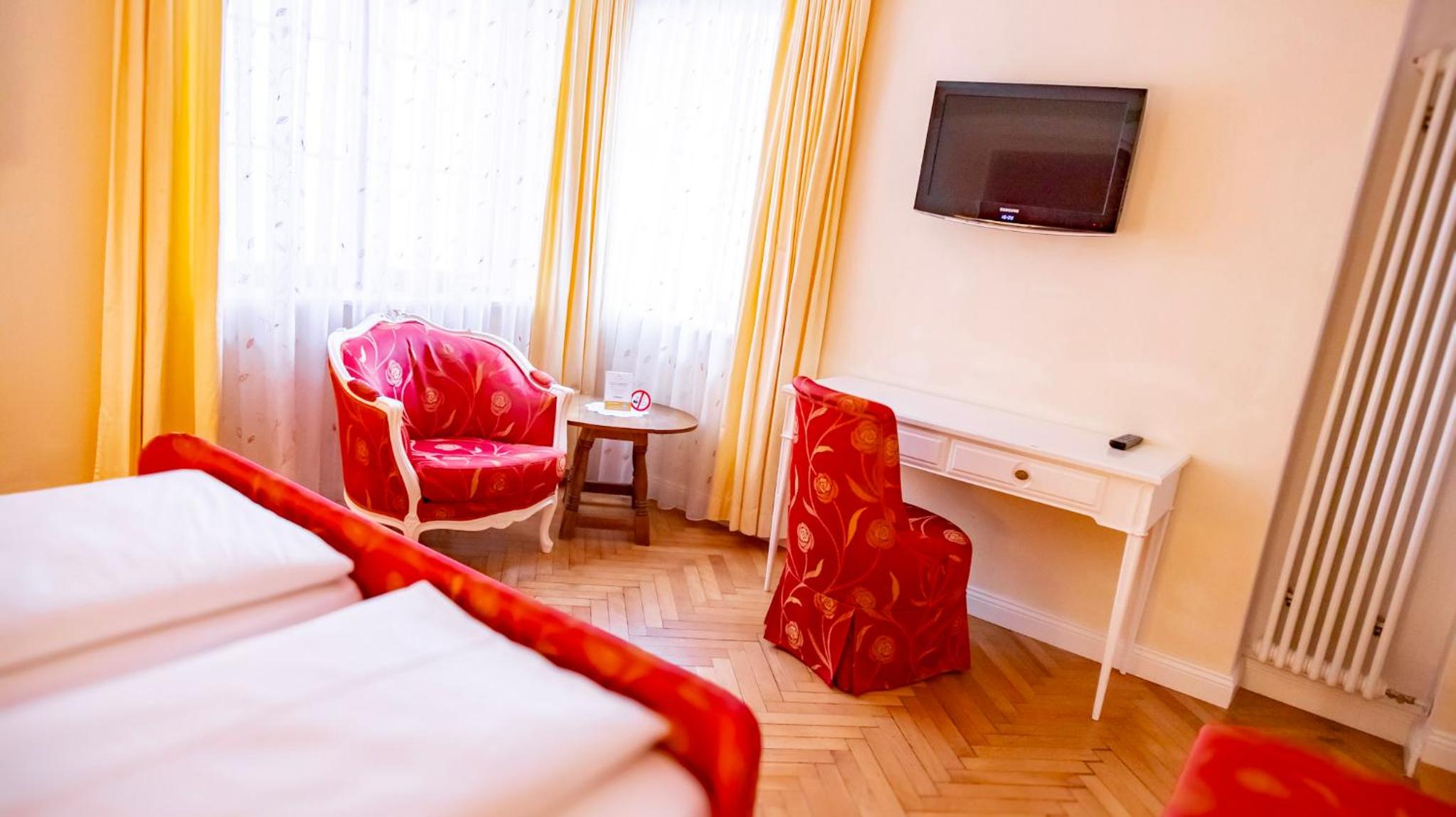 Economy Double Room - Photo 1