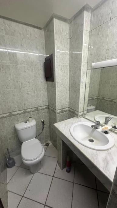 One-Bedroom Apartment photo 3