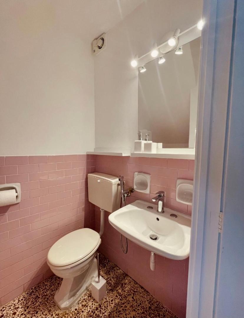 One-Bedroom House photo 3