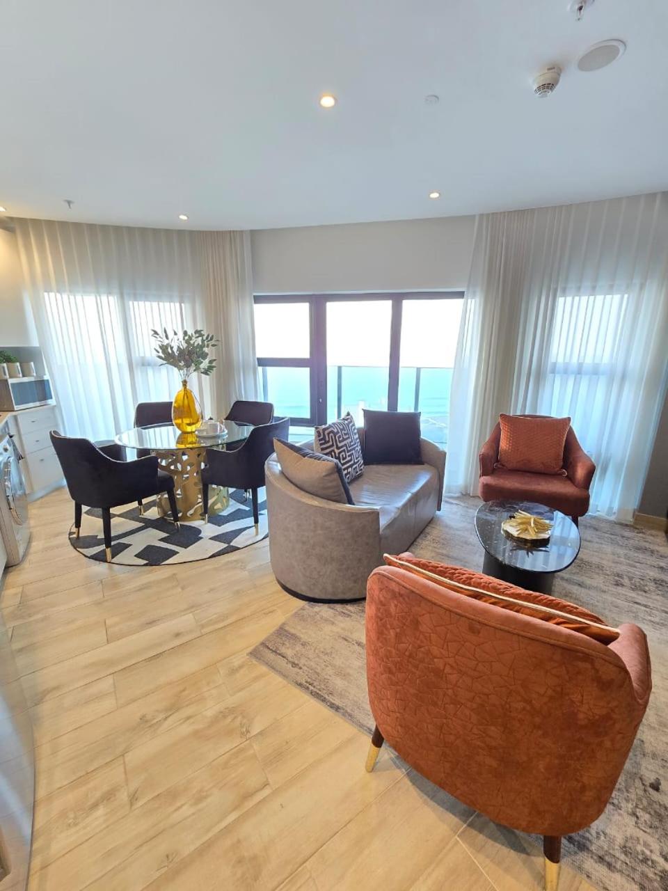 Two-Bedroom Apartment with Balcony and Sea View photo 1