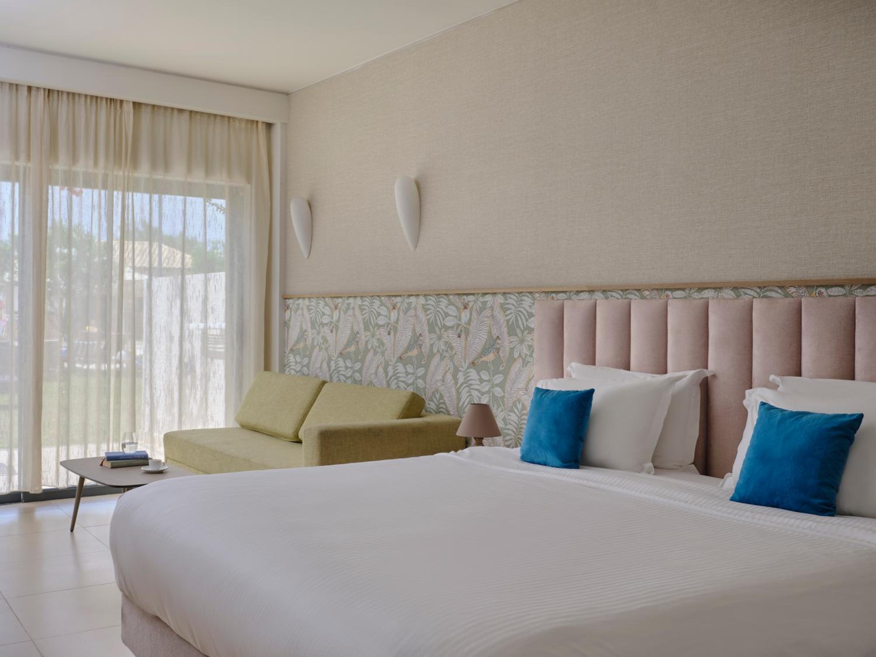 Junior Suite Side Sea View photo 3