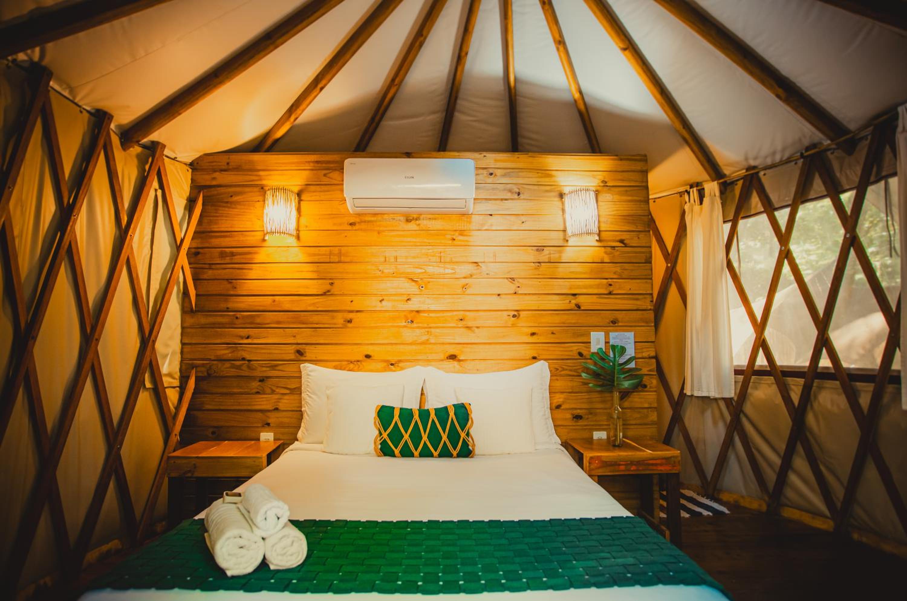 Yurt photo 2