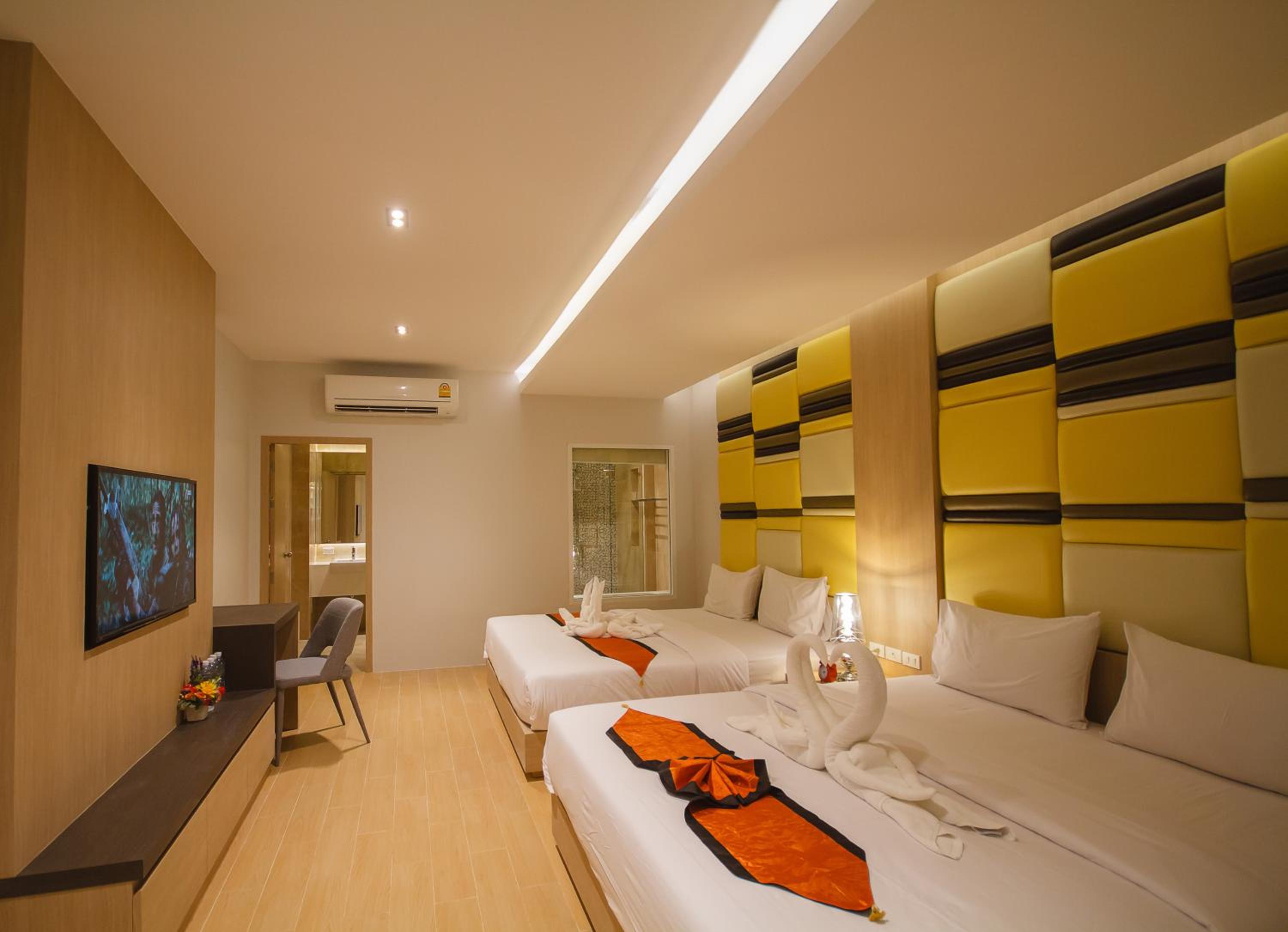 Deluxe Apartment