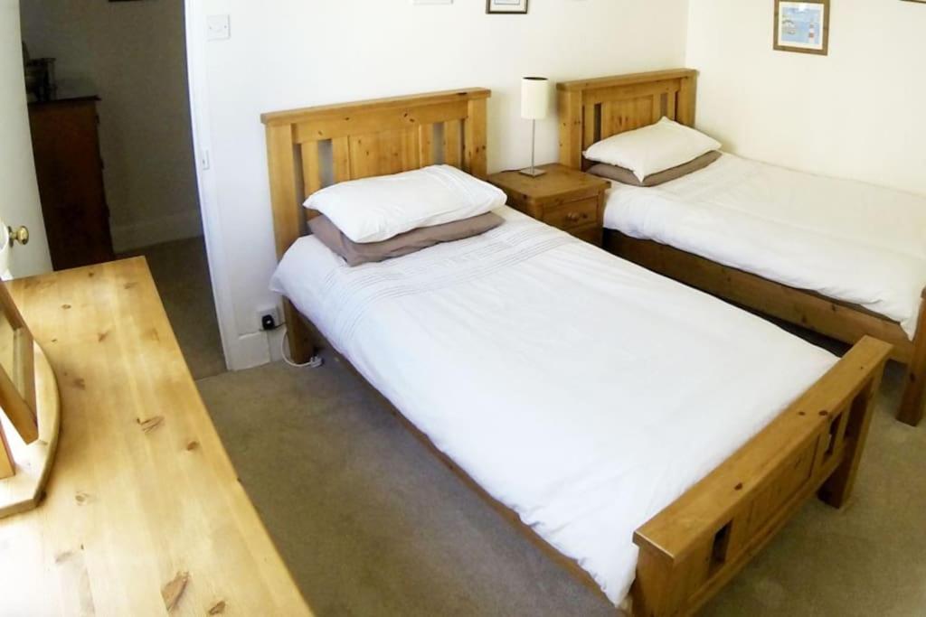 Three-Bedroom House photo 1