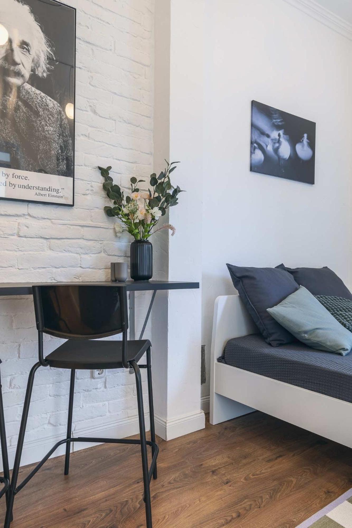 Studio Apartment