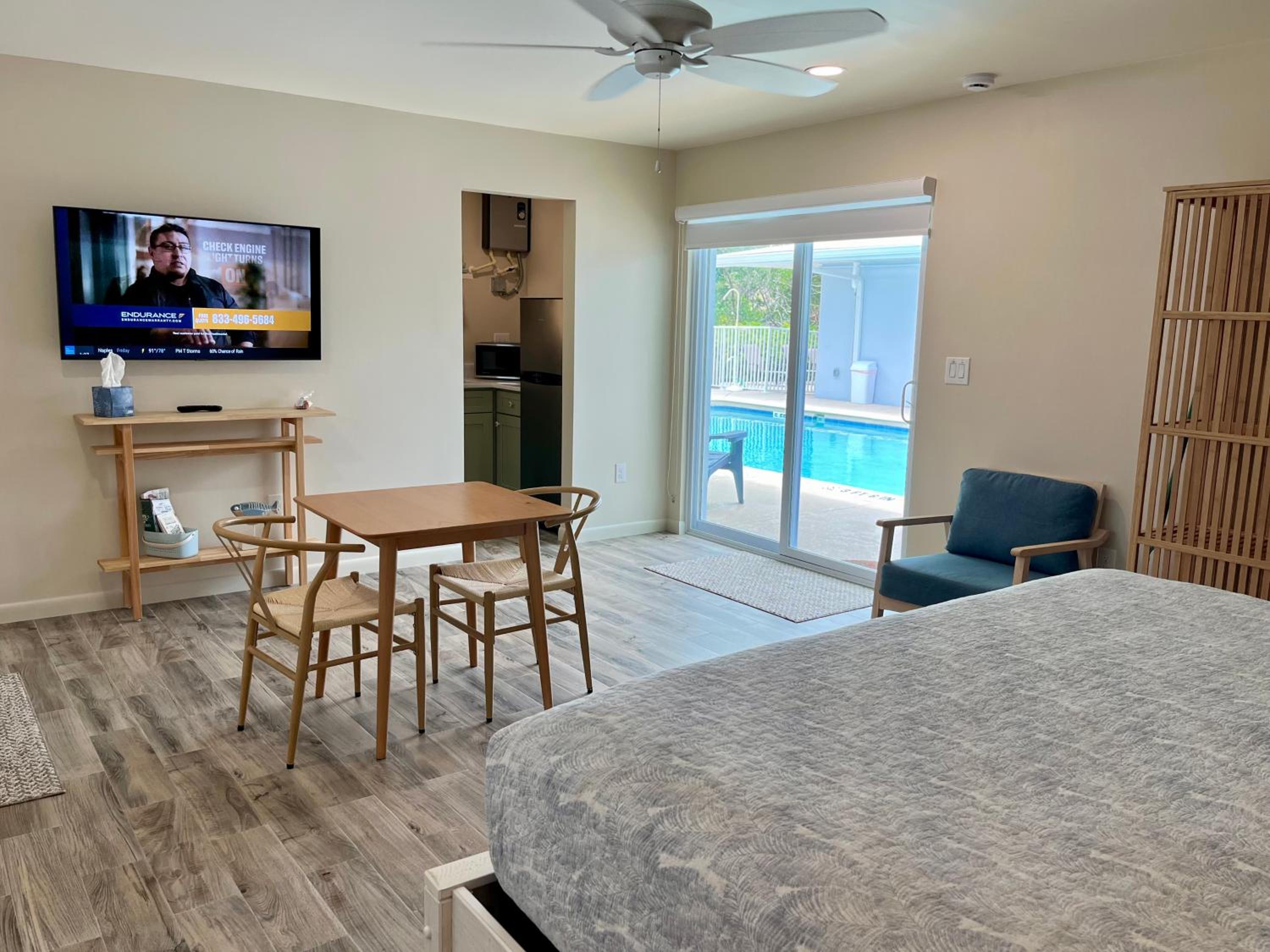 Lighthouse Suite