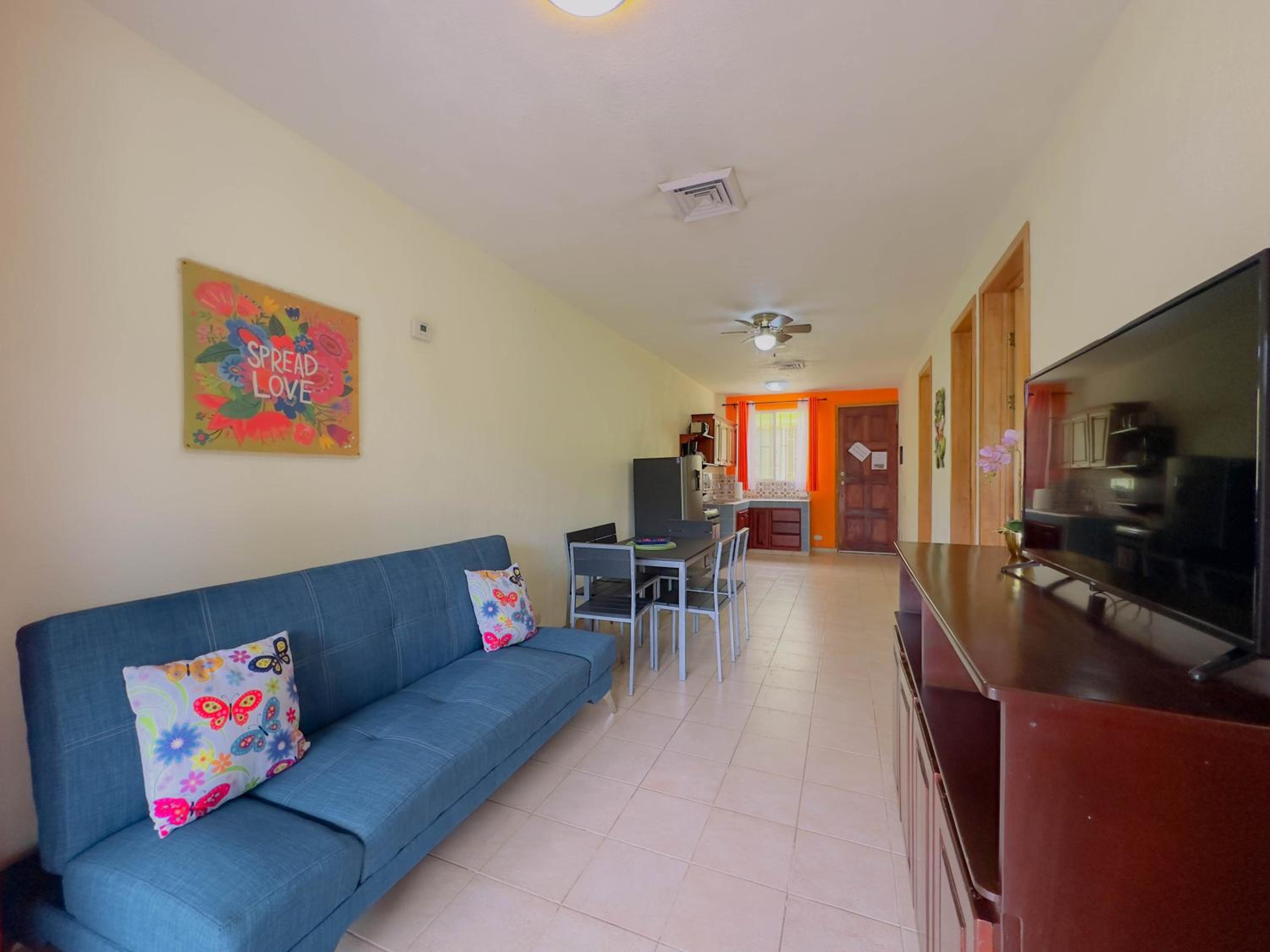 Apartment photo 3