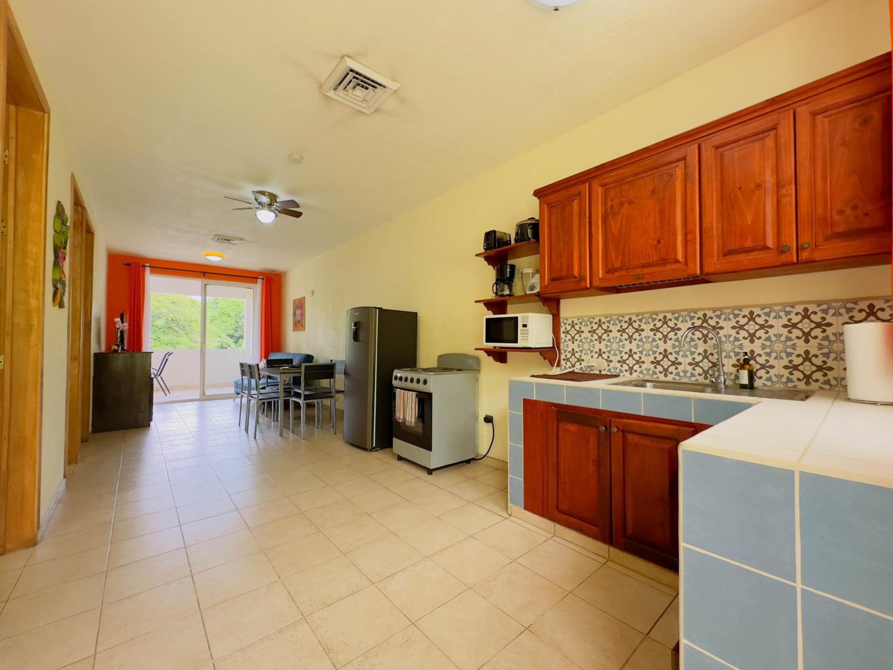 Apartment photo 2