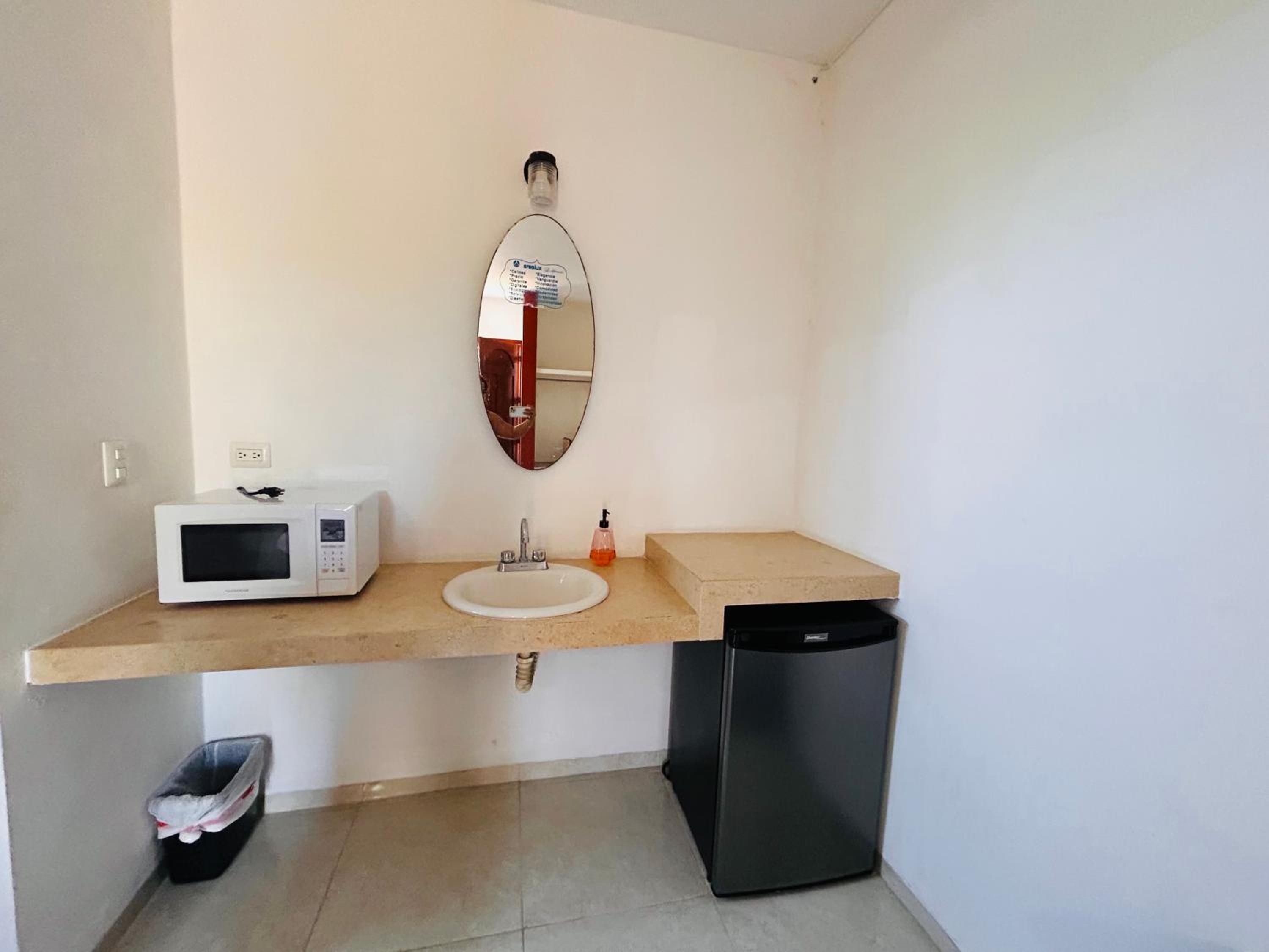 One-Bedroom Apartment photo 2