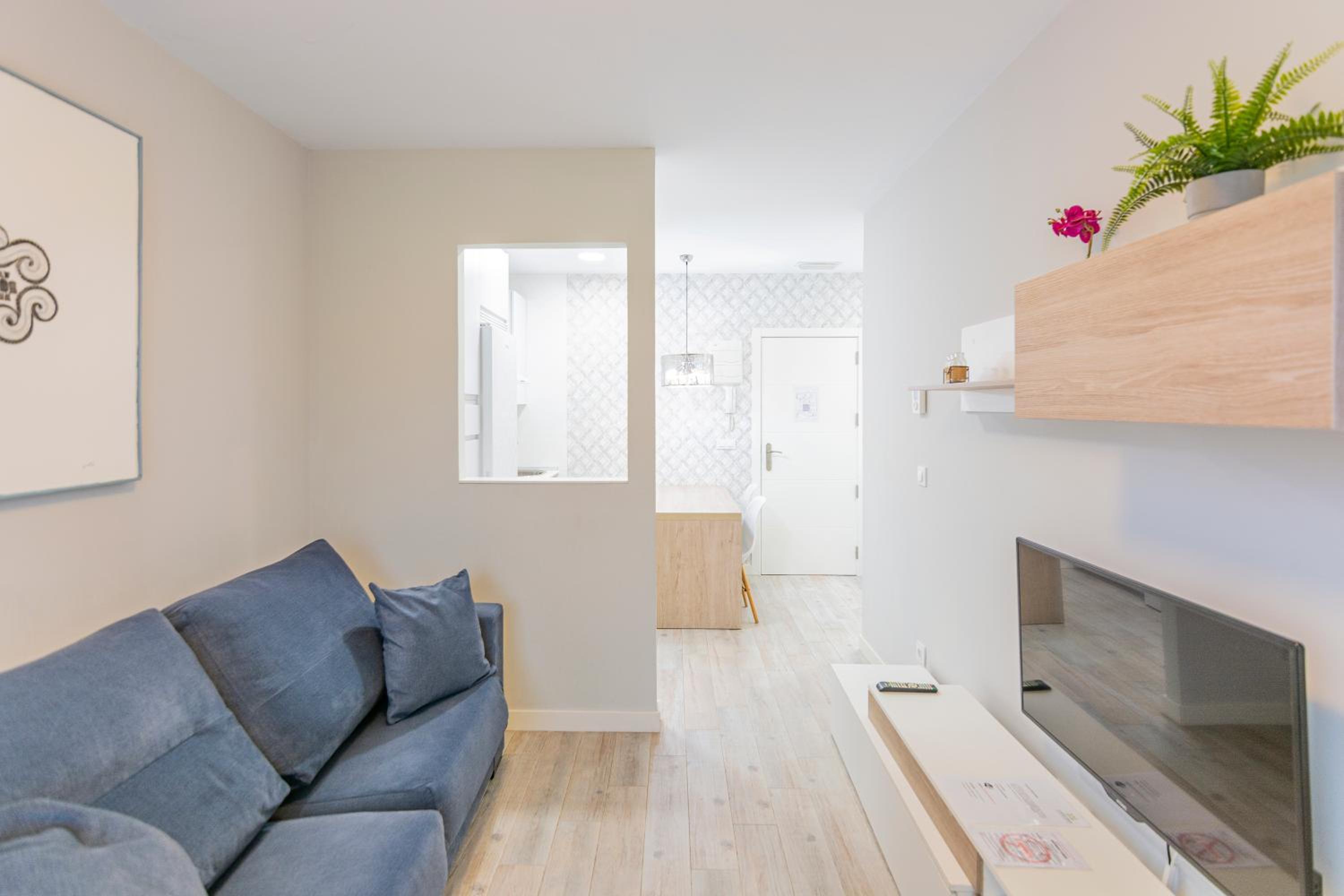 Apartment - Ground Floor photo 2