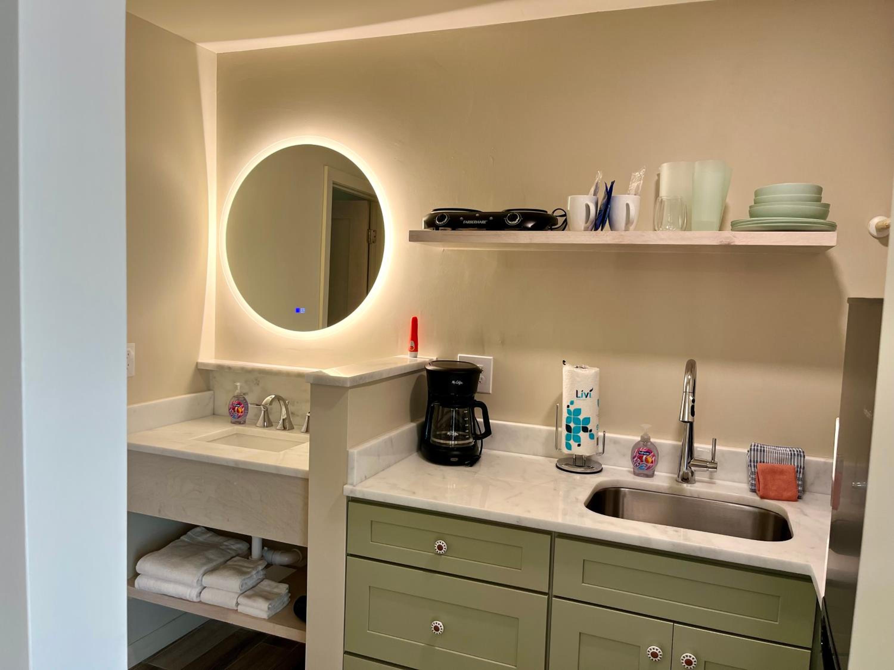 Lighthouse Suite photo 2