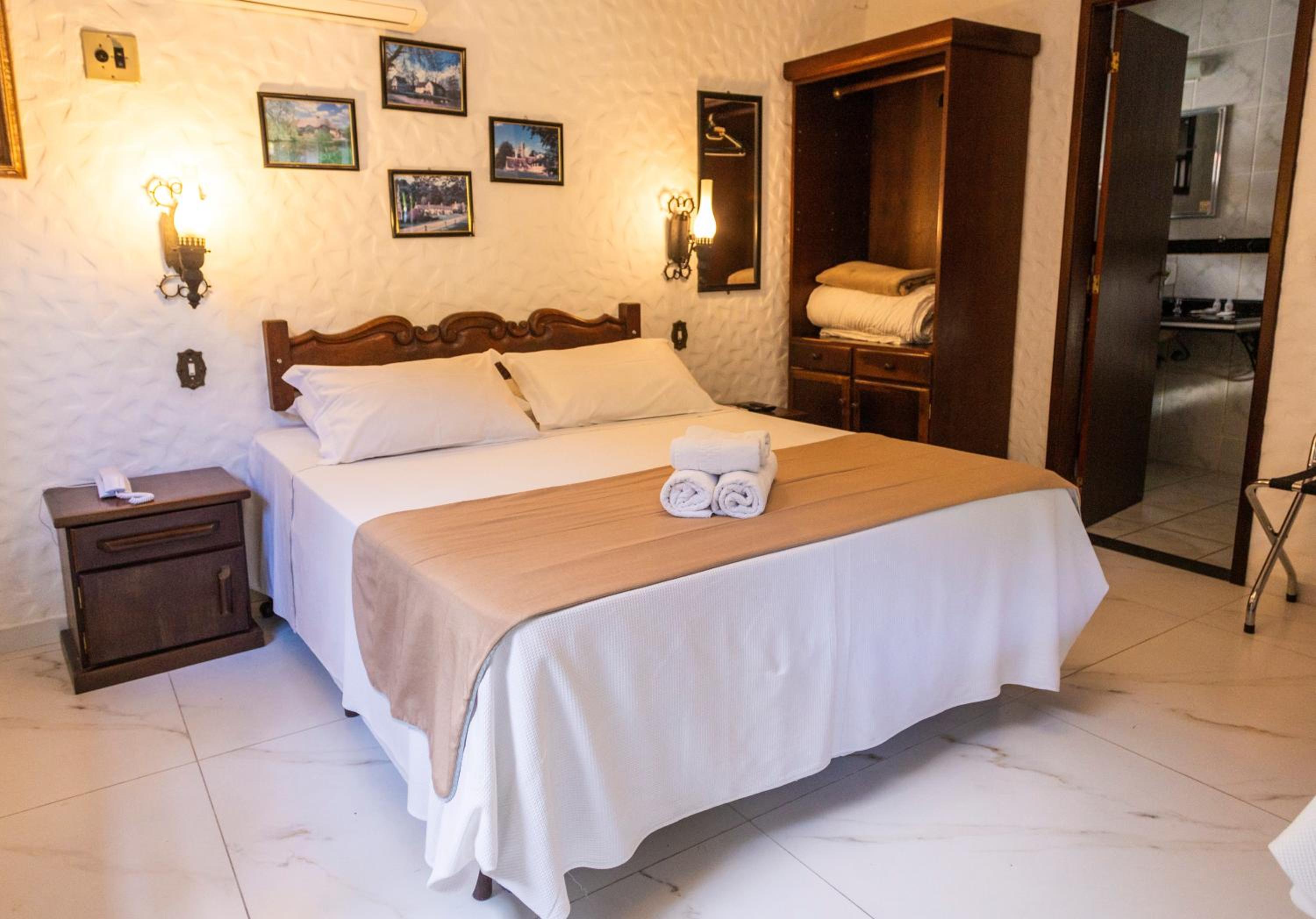 Chalet (2 Adults)