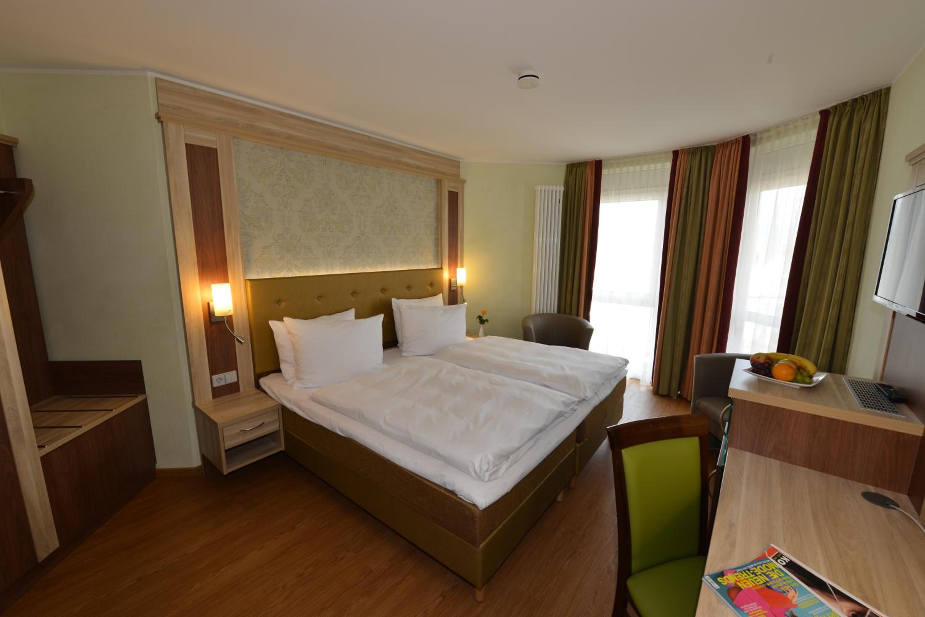 Double Room with Balcony photo 3