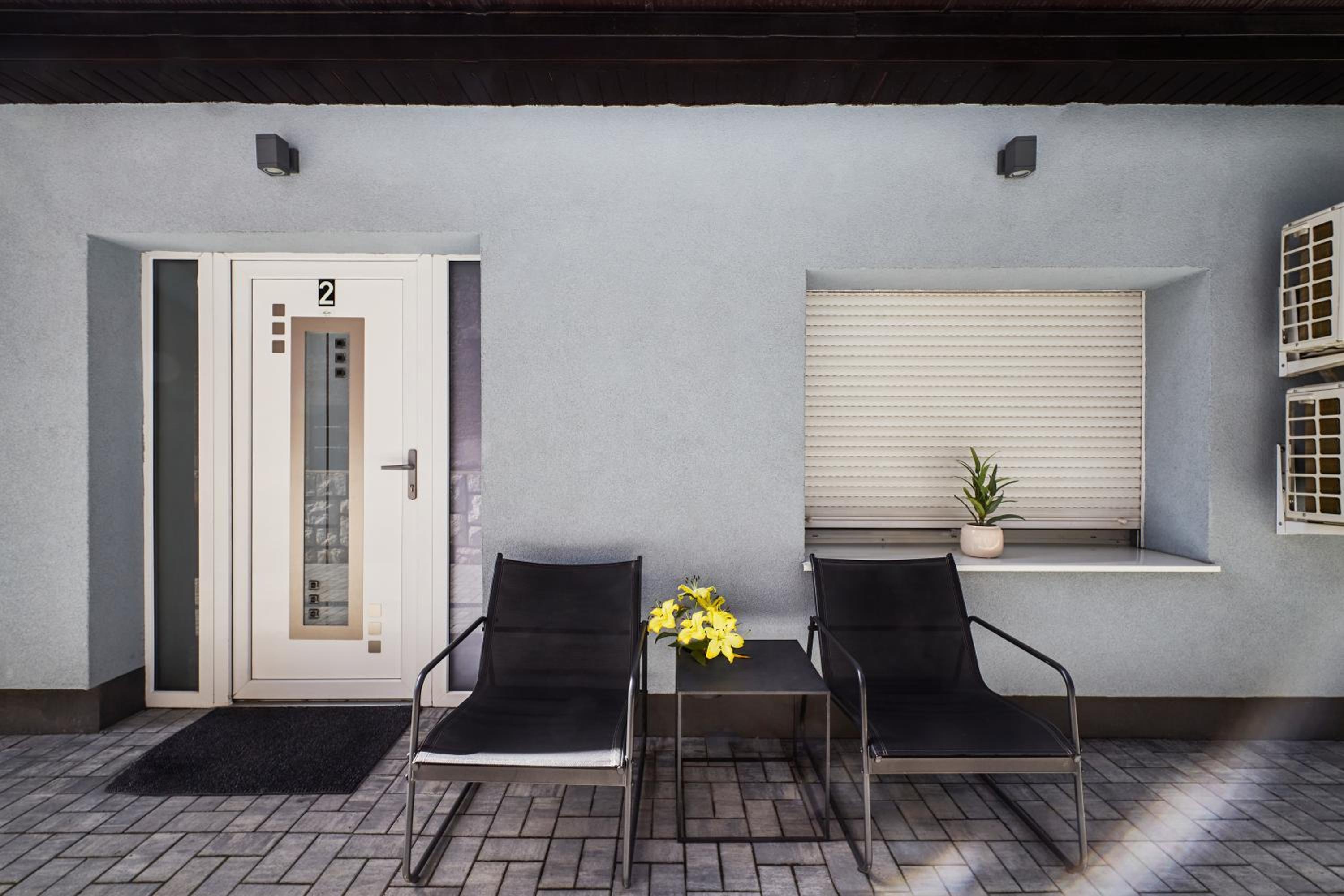 Studio with Terrace - Photo 48