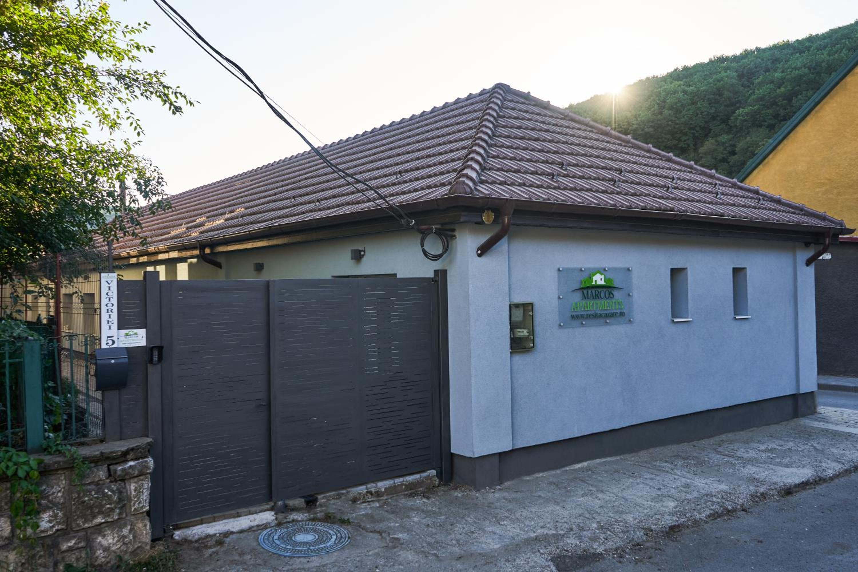 Studio with Terrace - Photo 7