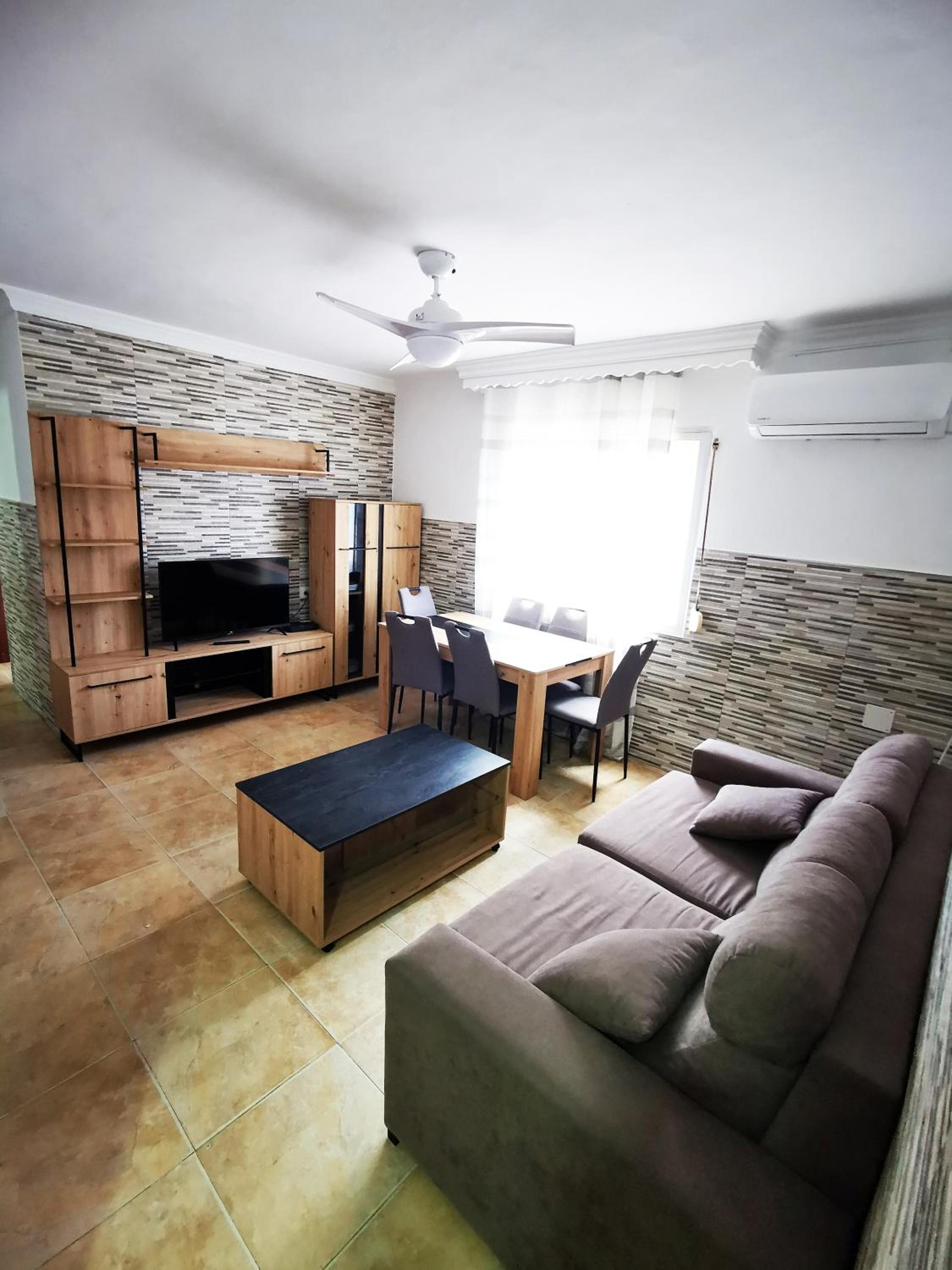 Apartamento de tres habitaciones