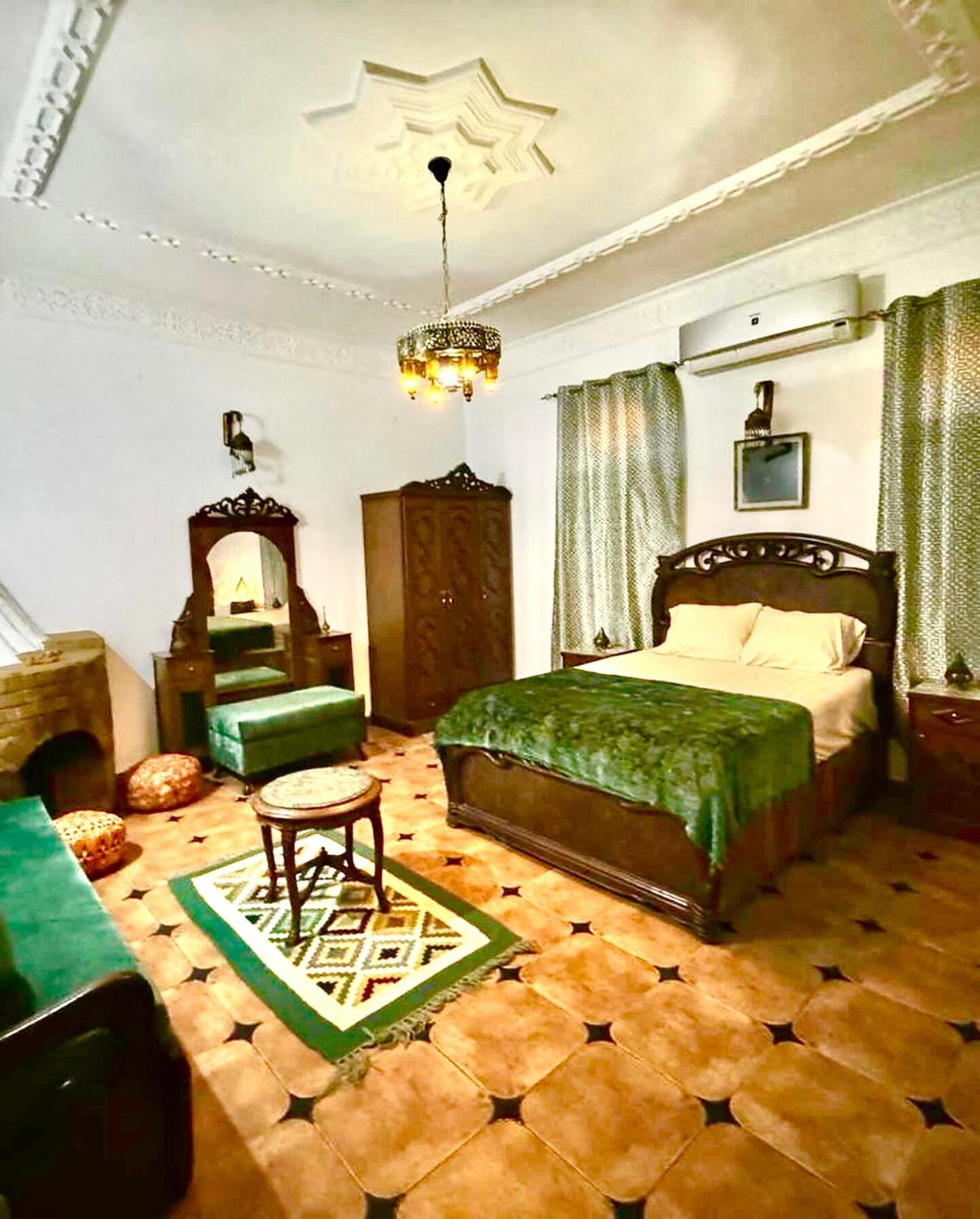 One-Bedroom Apartment photo 3
