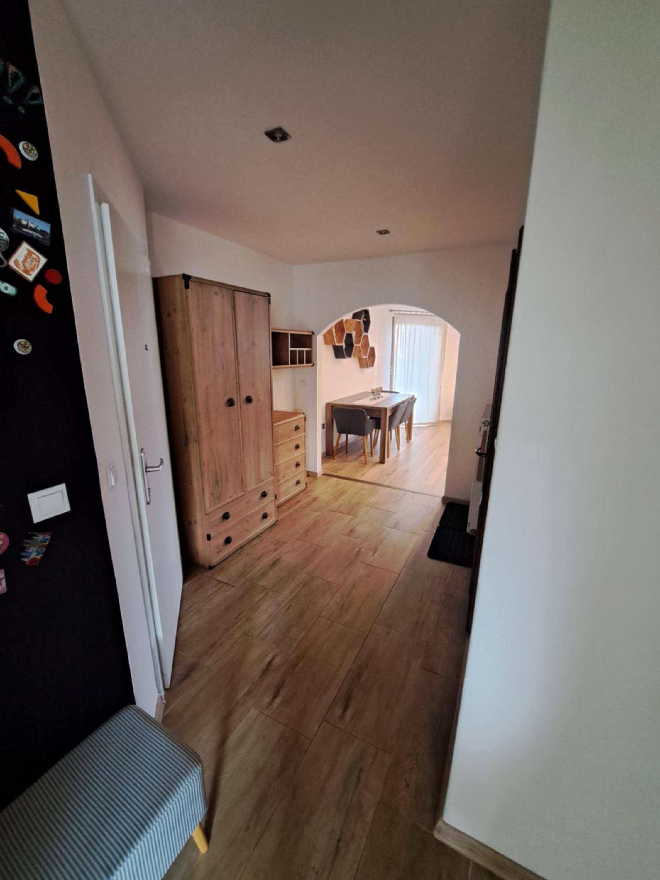 Two-Bedroom Apartment with Balcony photo 3