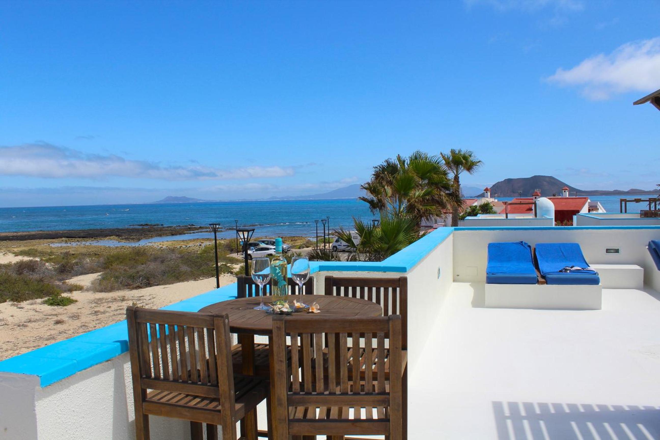 Villa - Beach Front photo 3