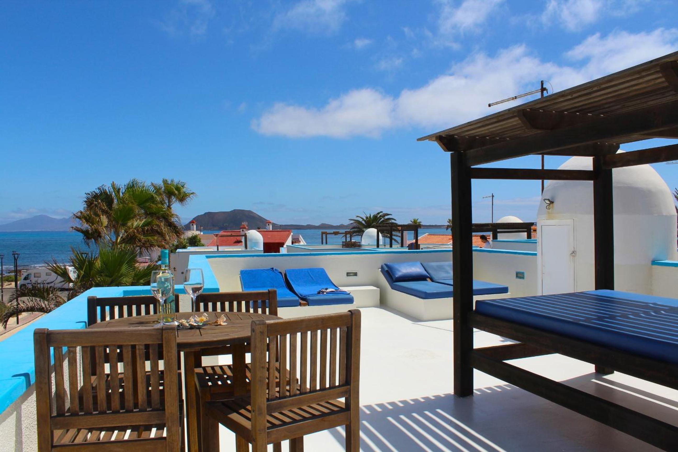 Villa - Beach Front photo 2