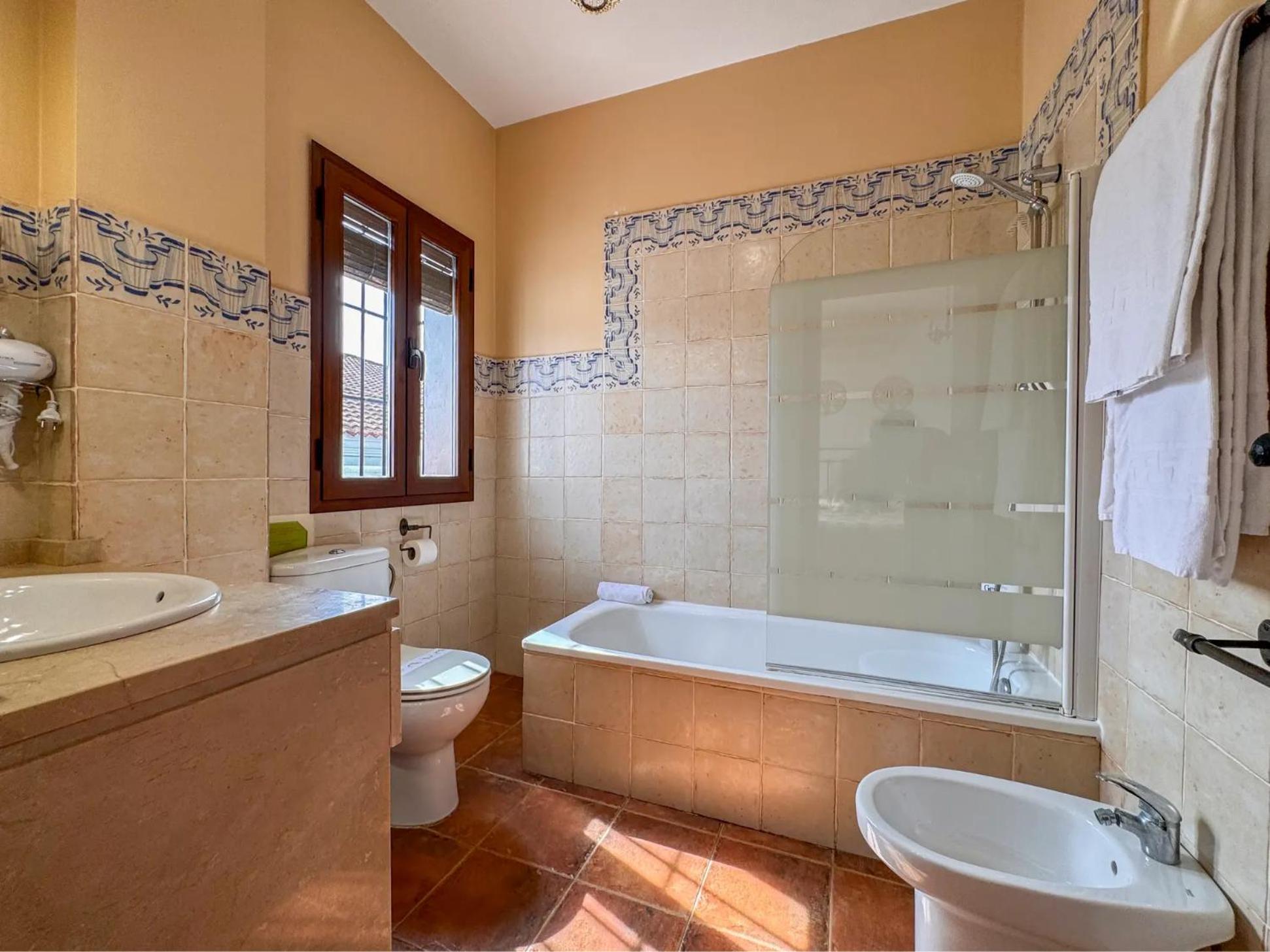 Double Room with Terrace - Photo 5