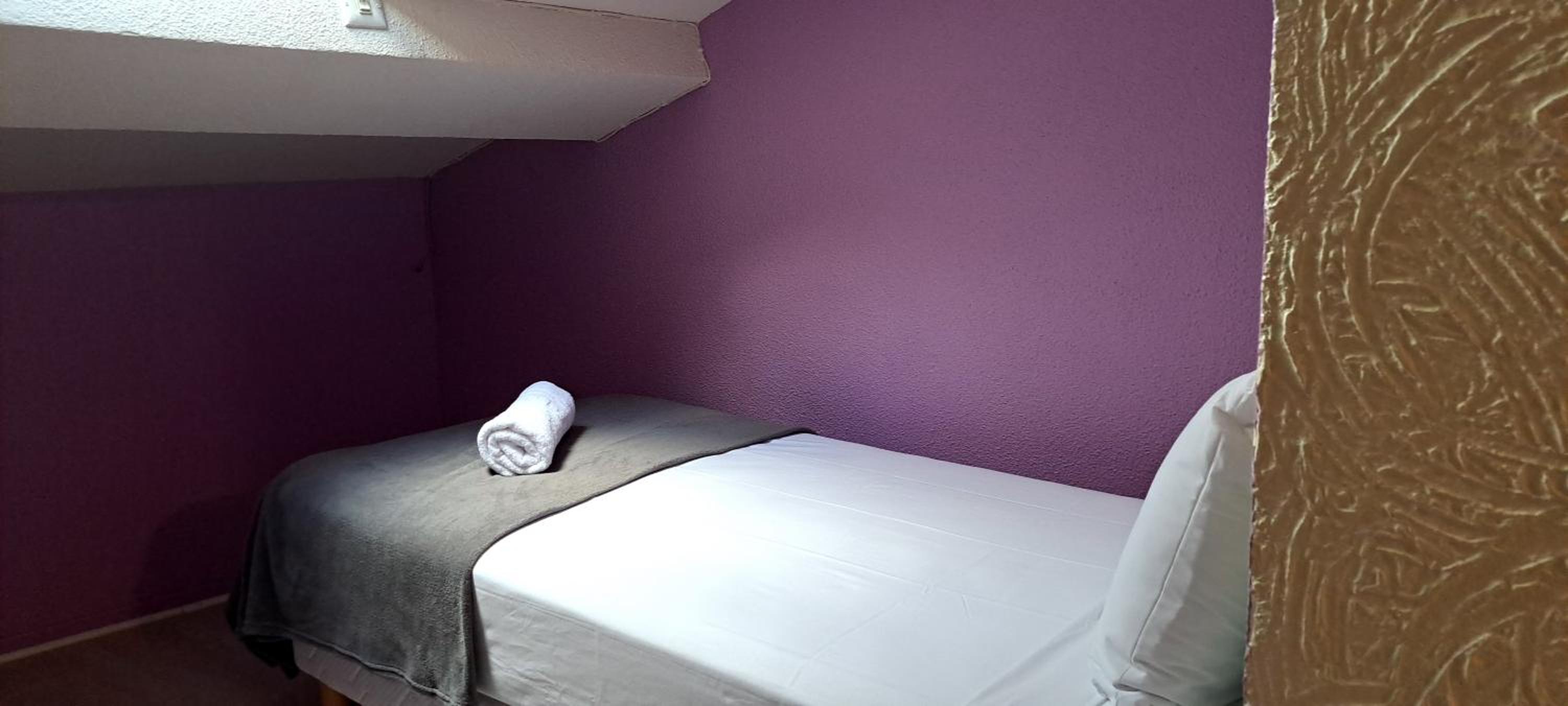 Family Room - Photo 6
