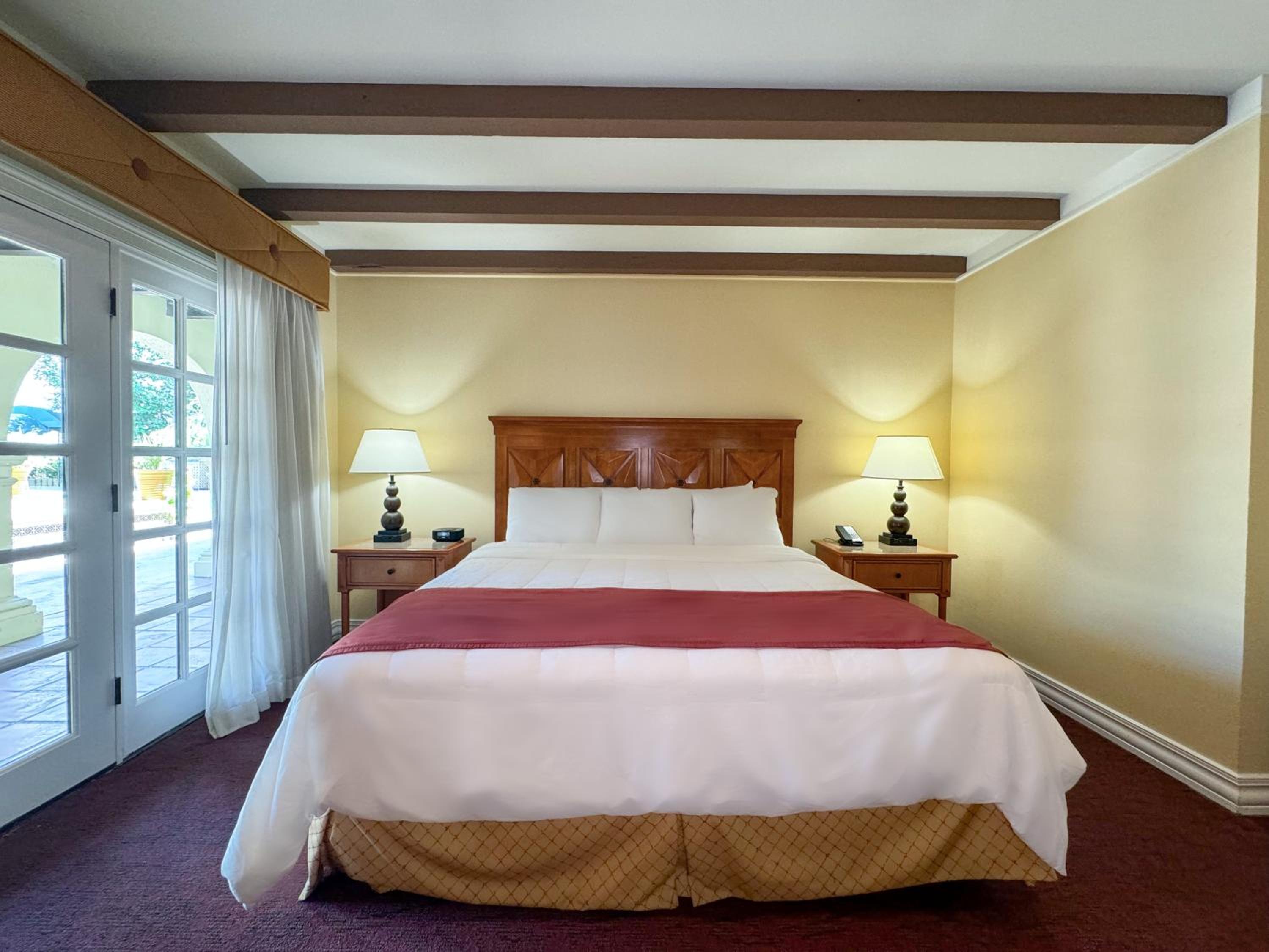 King Room - Disability Access - Photo 1