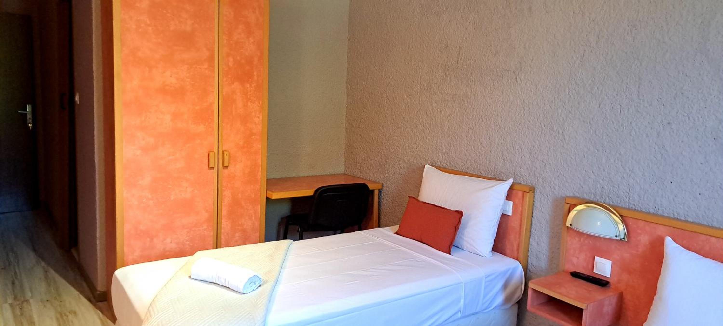 Triple Room - Photo 7