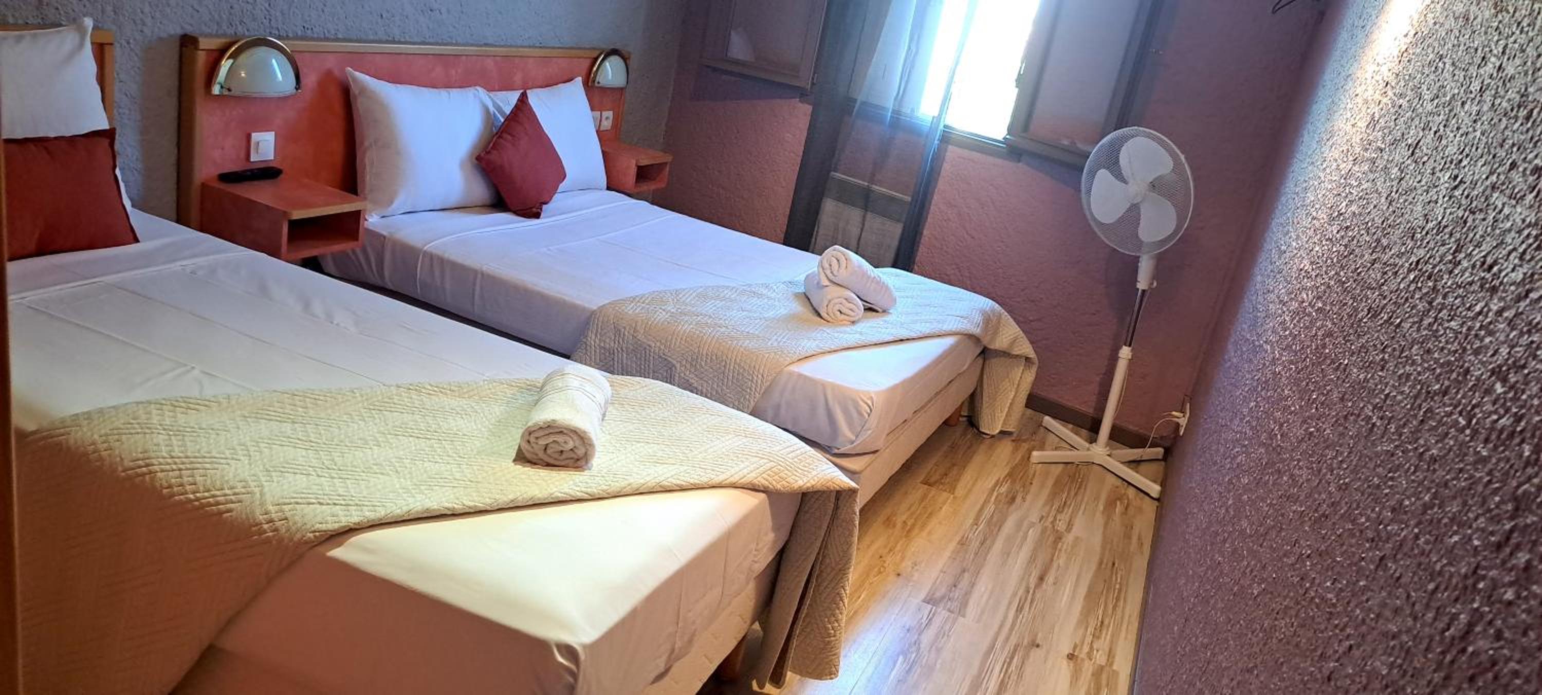 Triple Room - Photo 2
