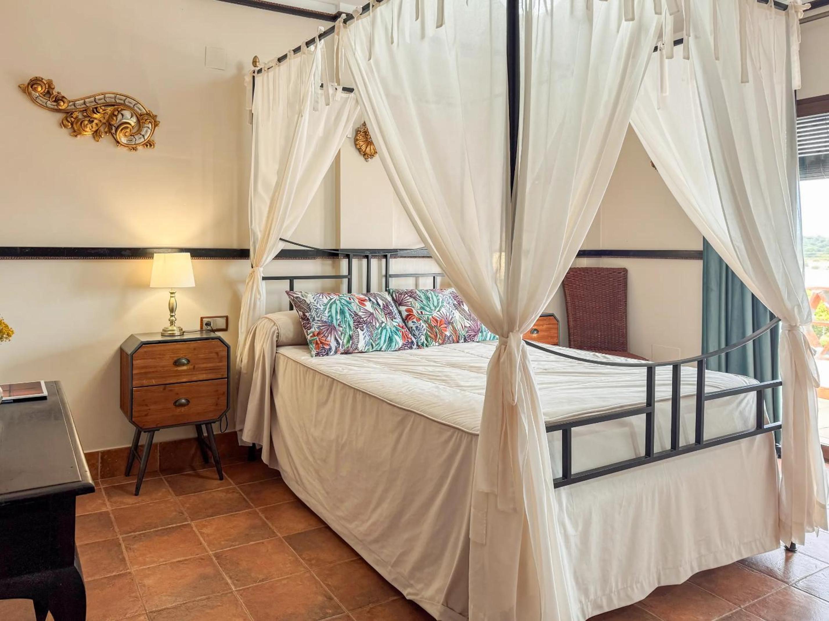 Double Room with Terrace - Photo 13