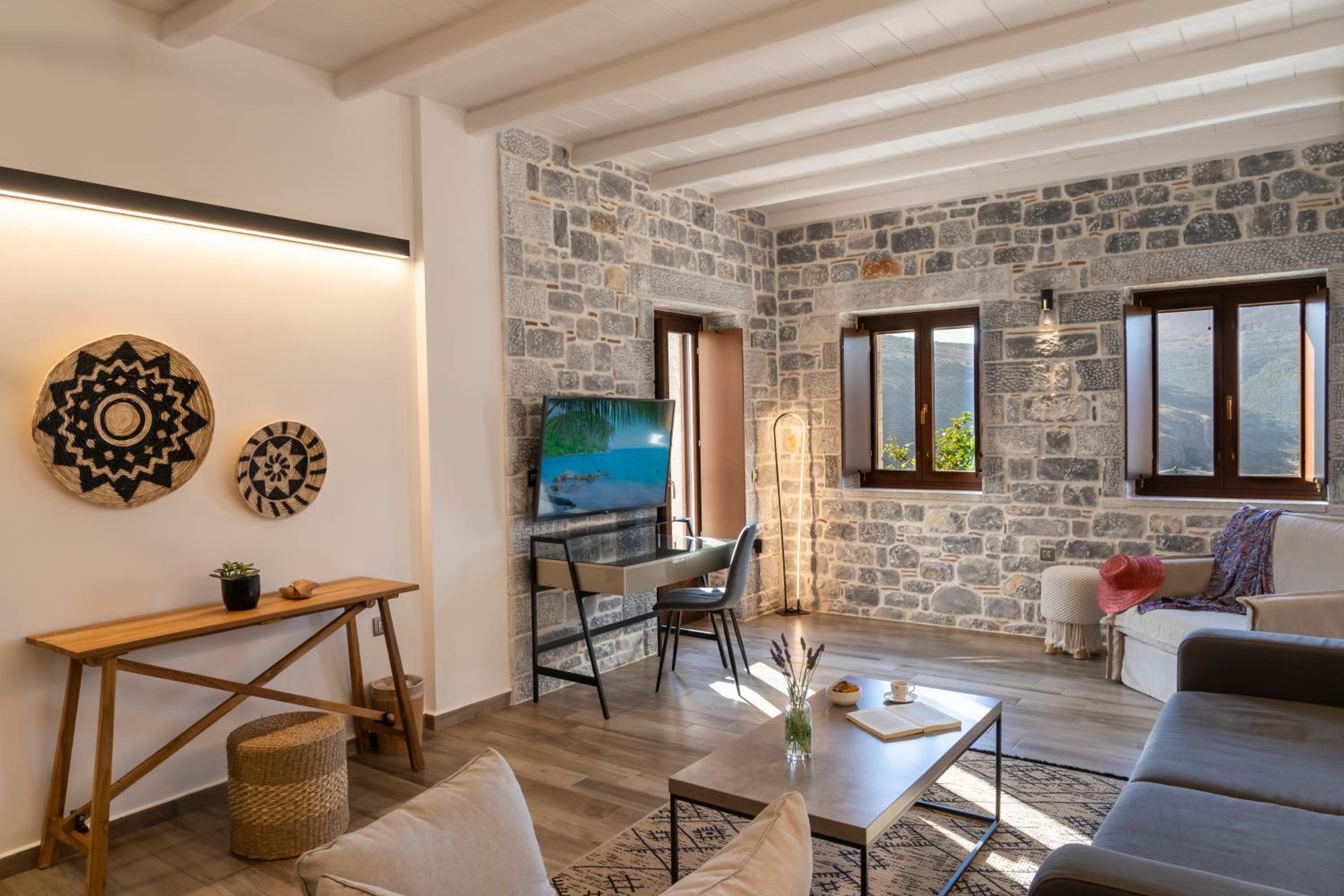 Family Suite - Photo 1