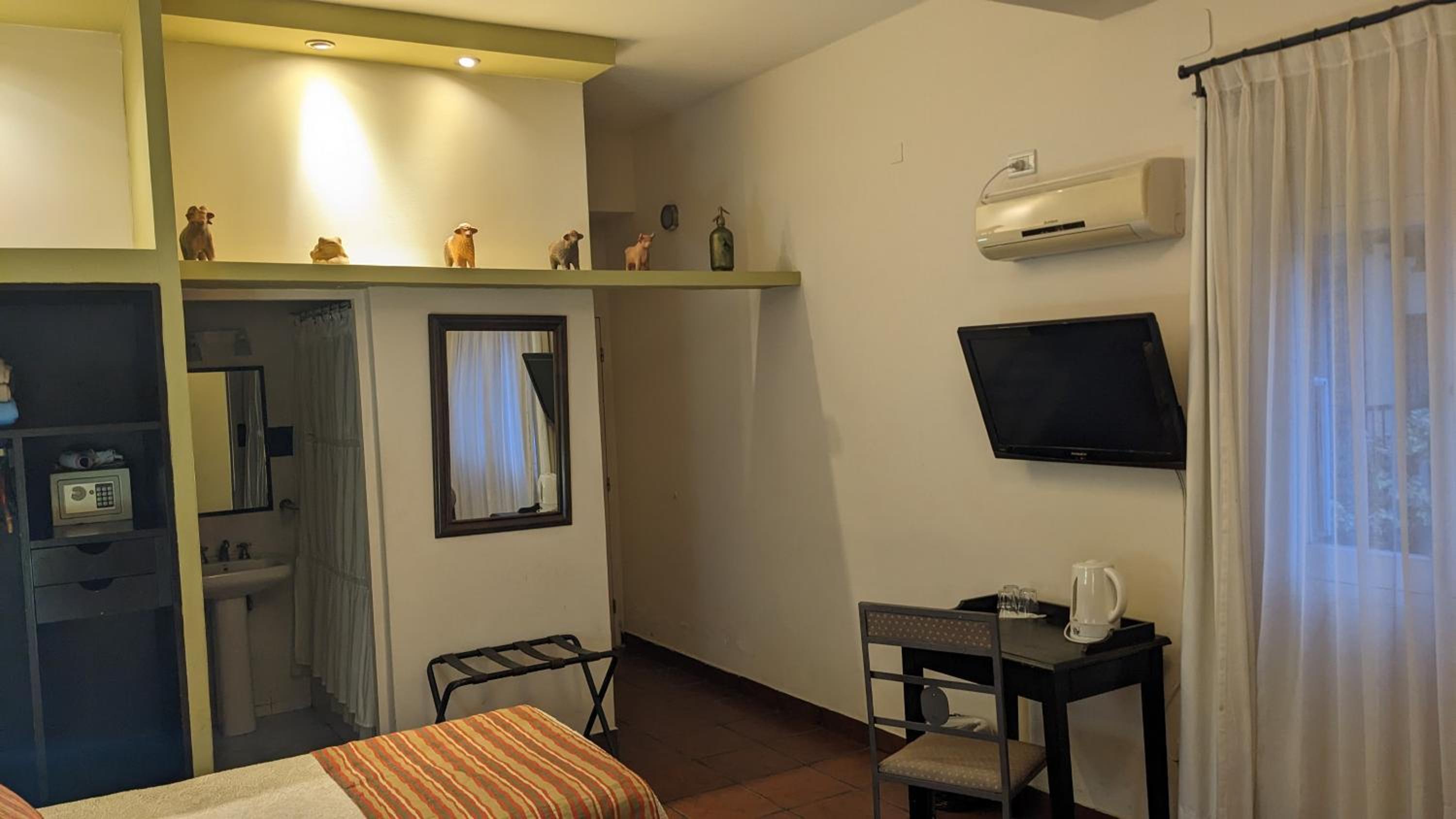 Superior Triple Room photo 2
