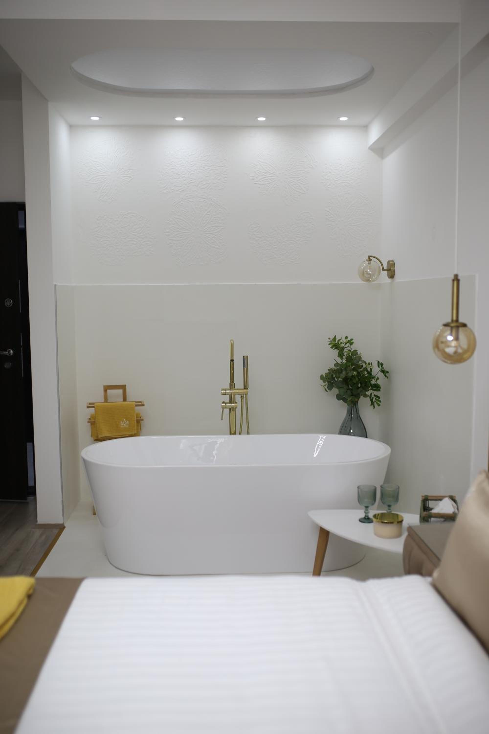 One-Bedroom Apartment With Balcony photo 2
