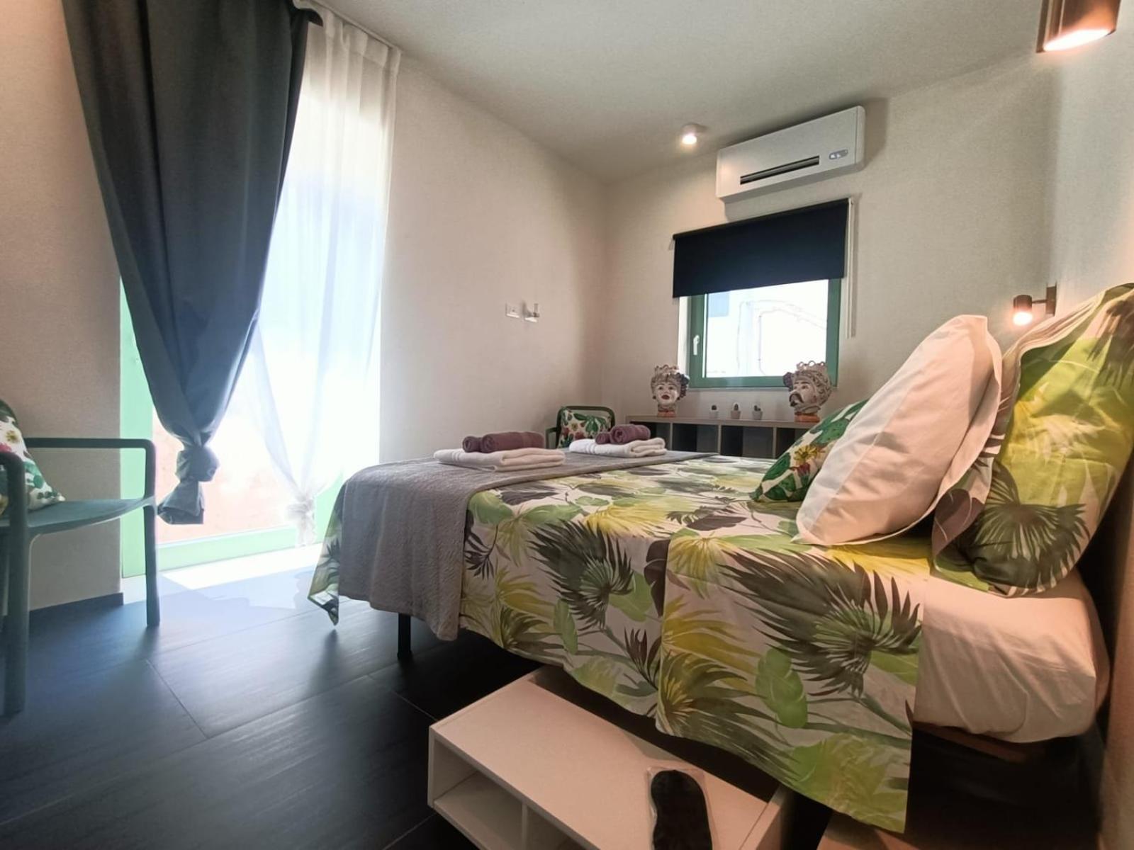 One-Bedroom House photo 3