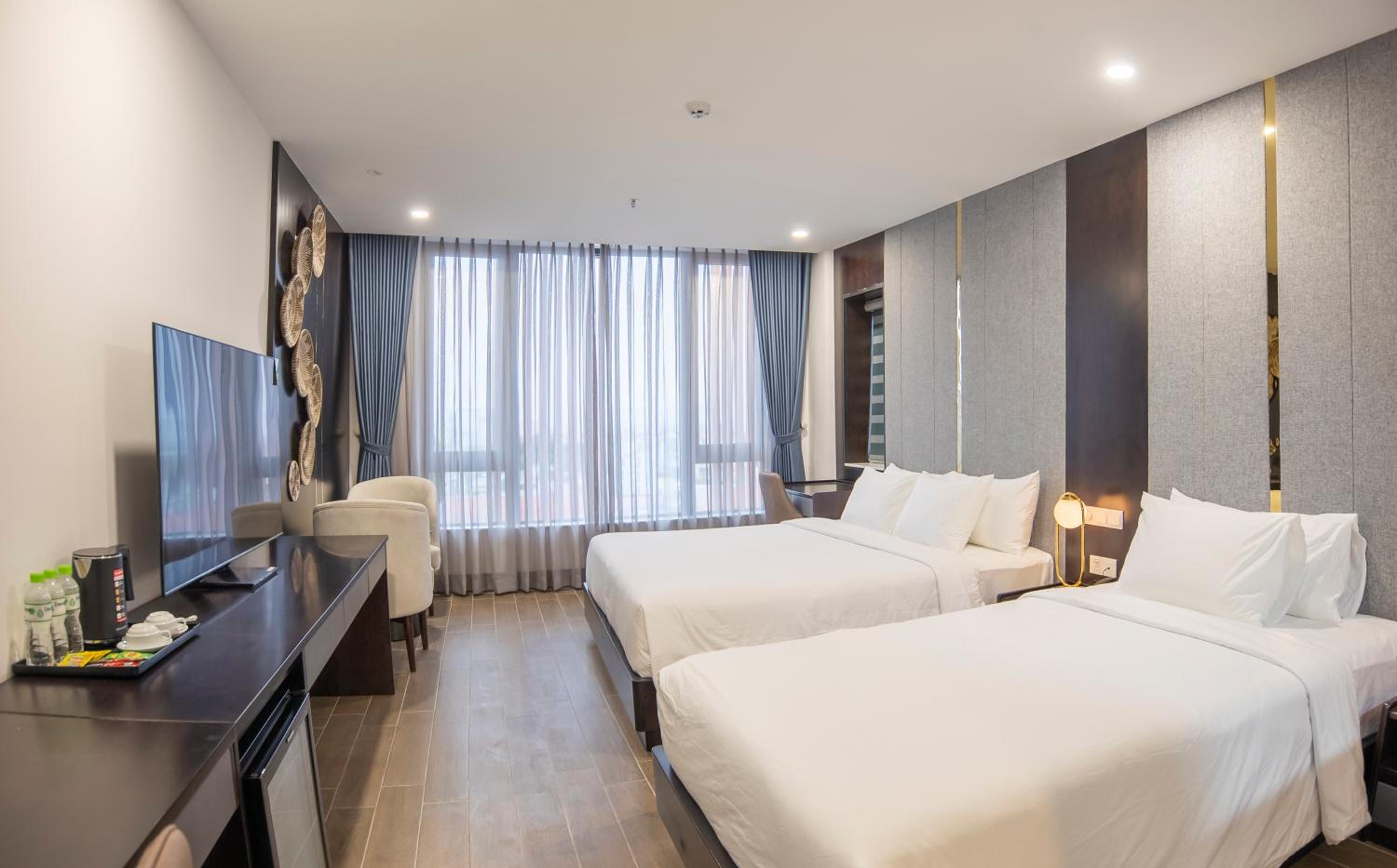 Deluxe Triple Room