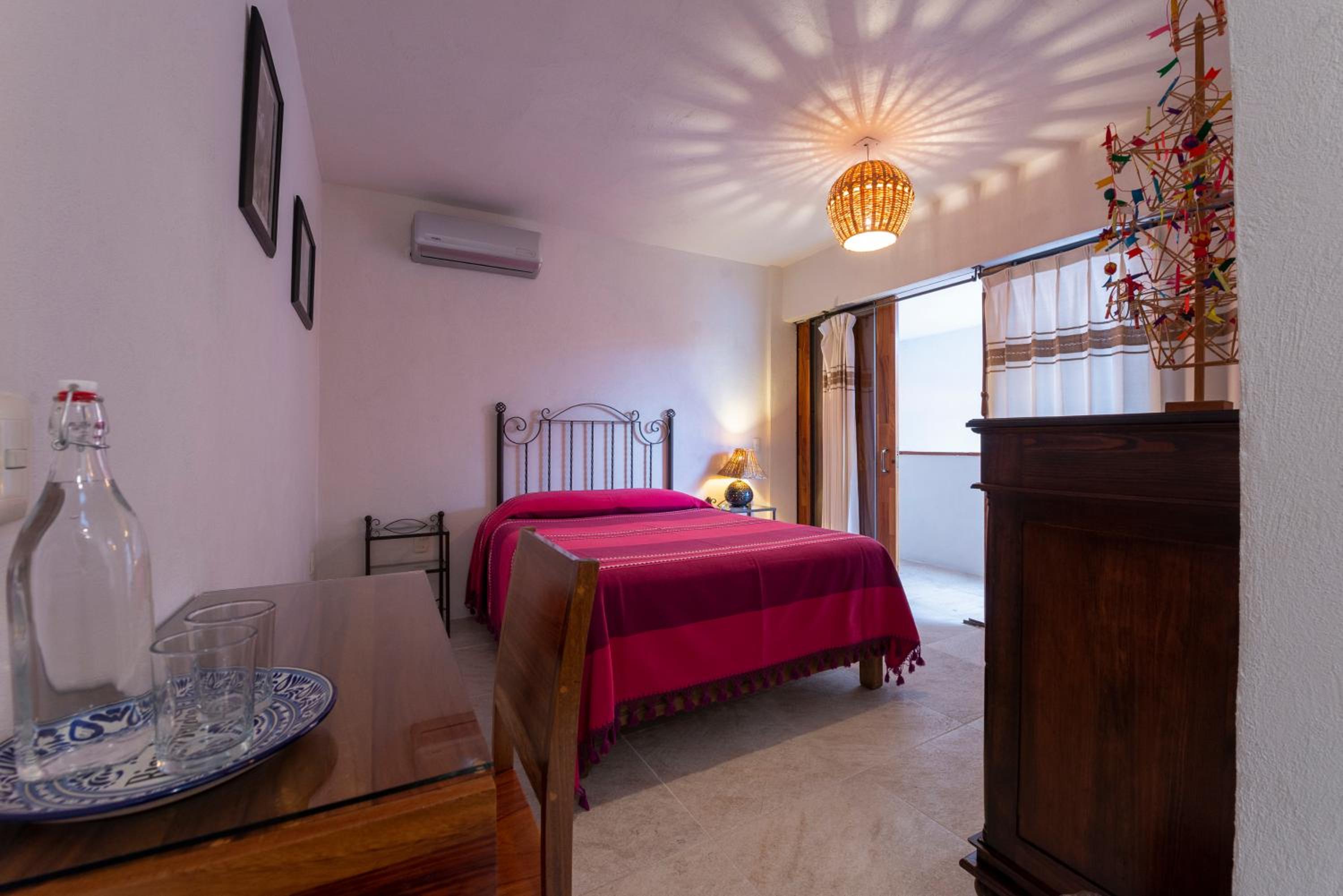 Queen Room Interior